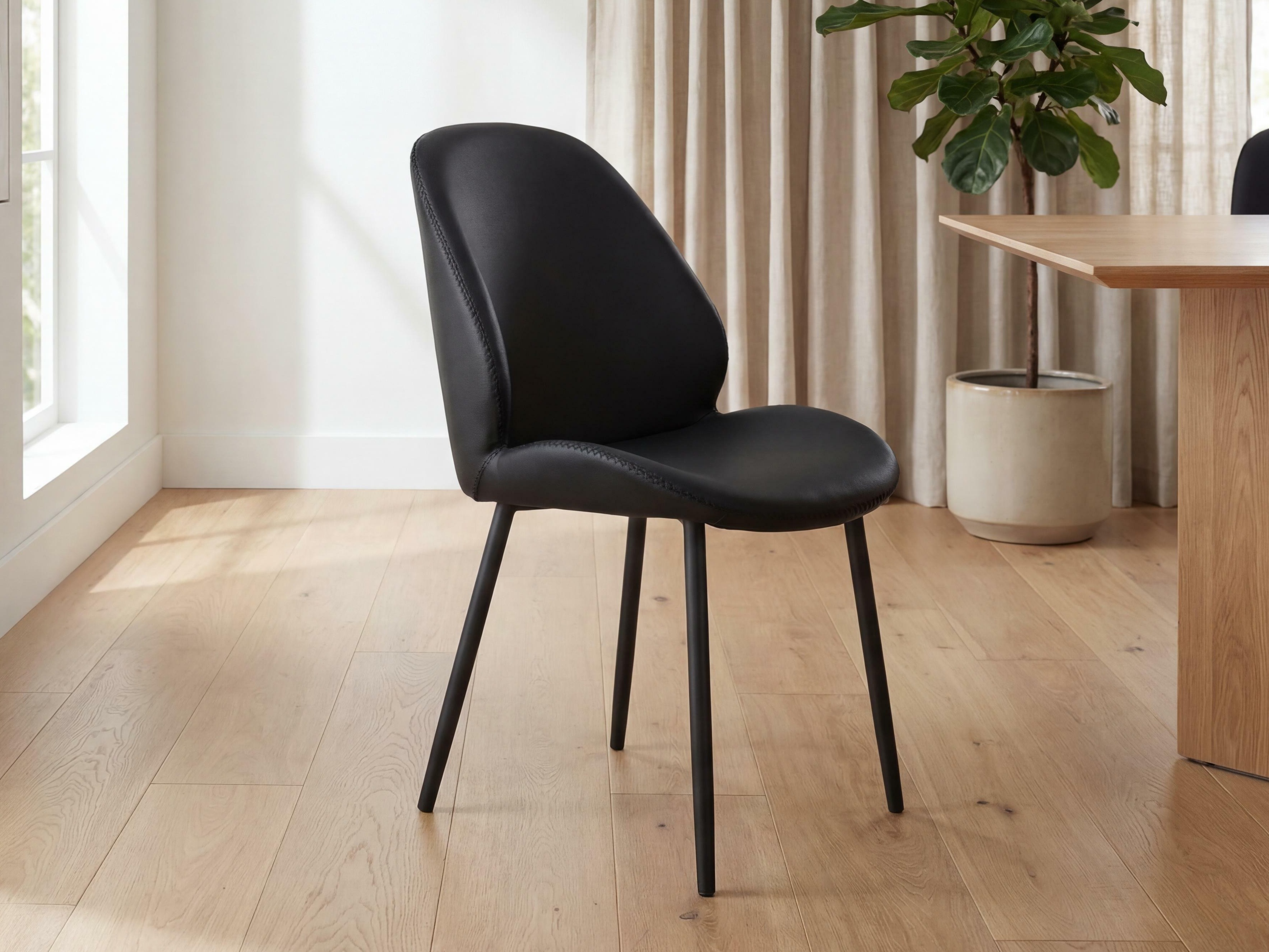 Stol Brea 193 (Črna)