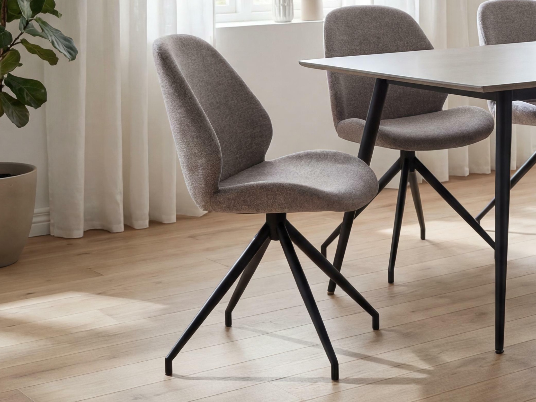 Stol Brea 194 (Svetlo rjava)