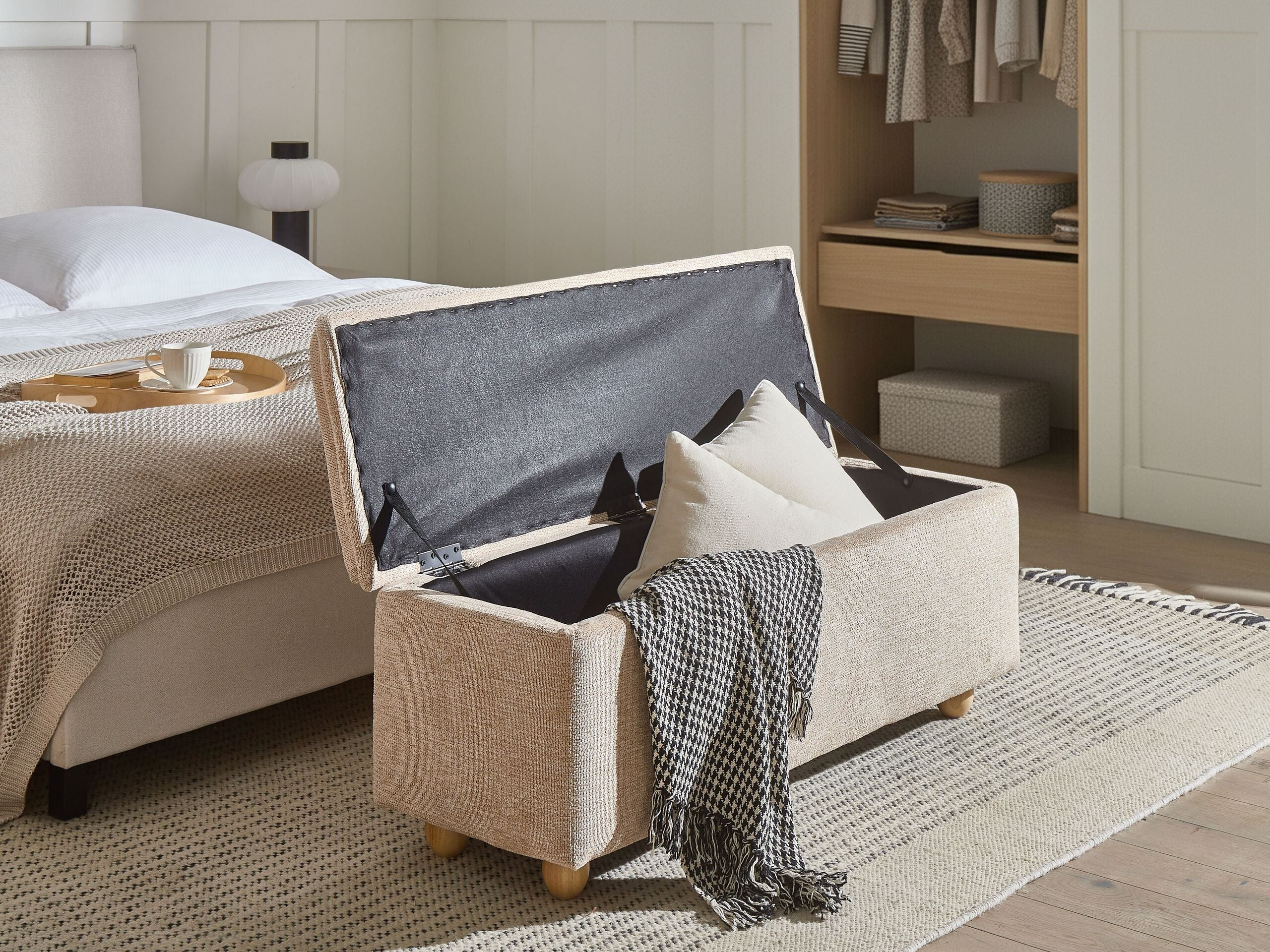 Klop z oblazinjenjem Berwyn 2918 (Bež)