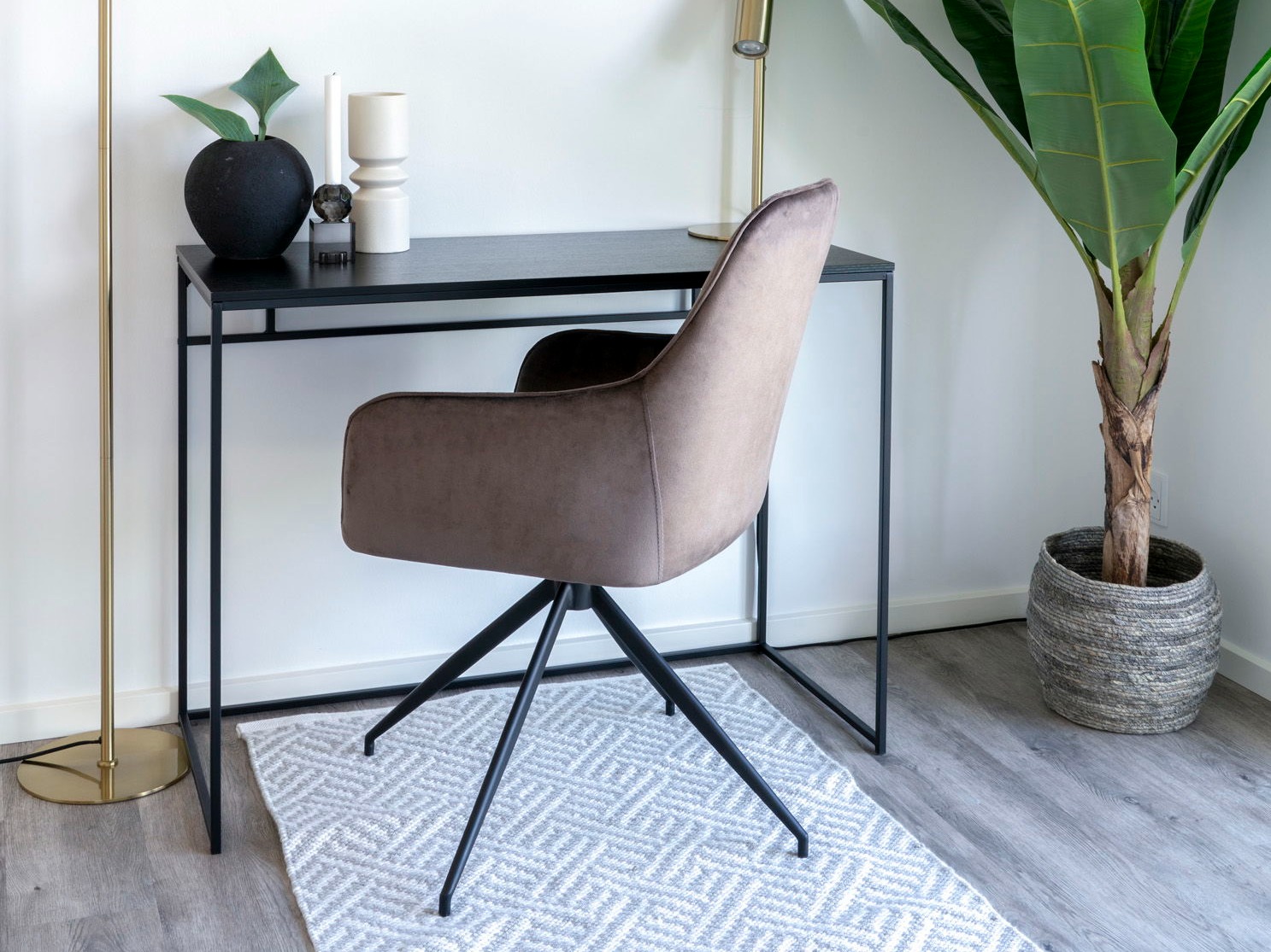 Stol Brea 236 (Rjava)