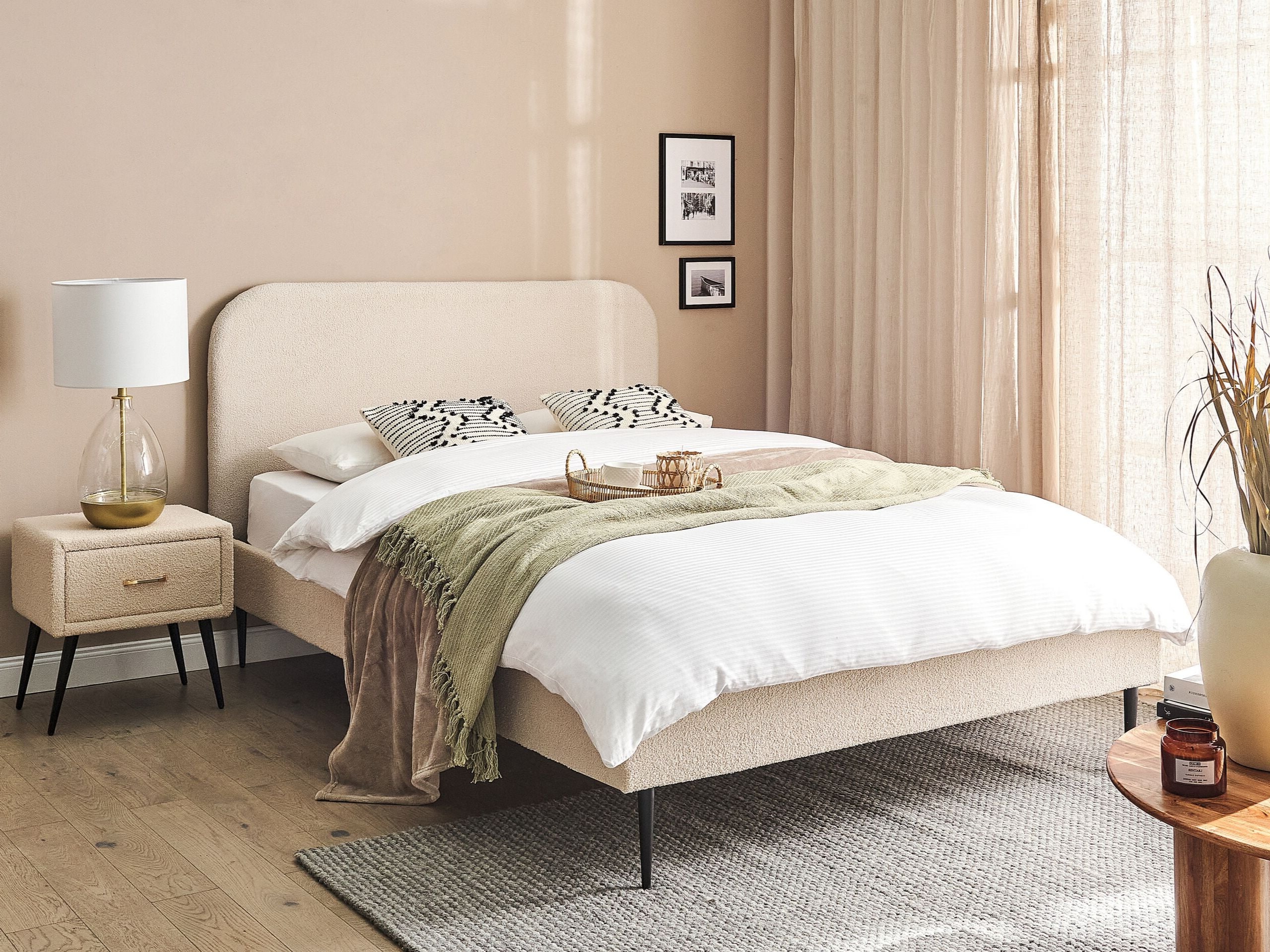 Postelja Berwyn 1241