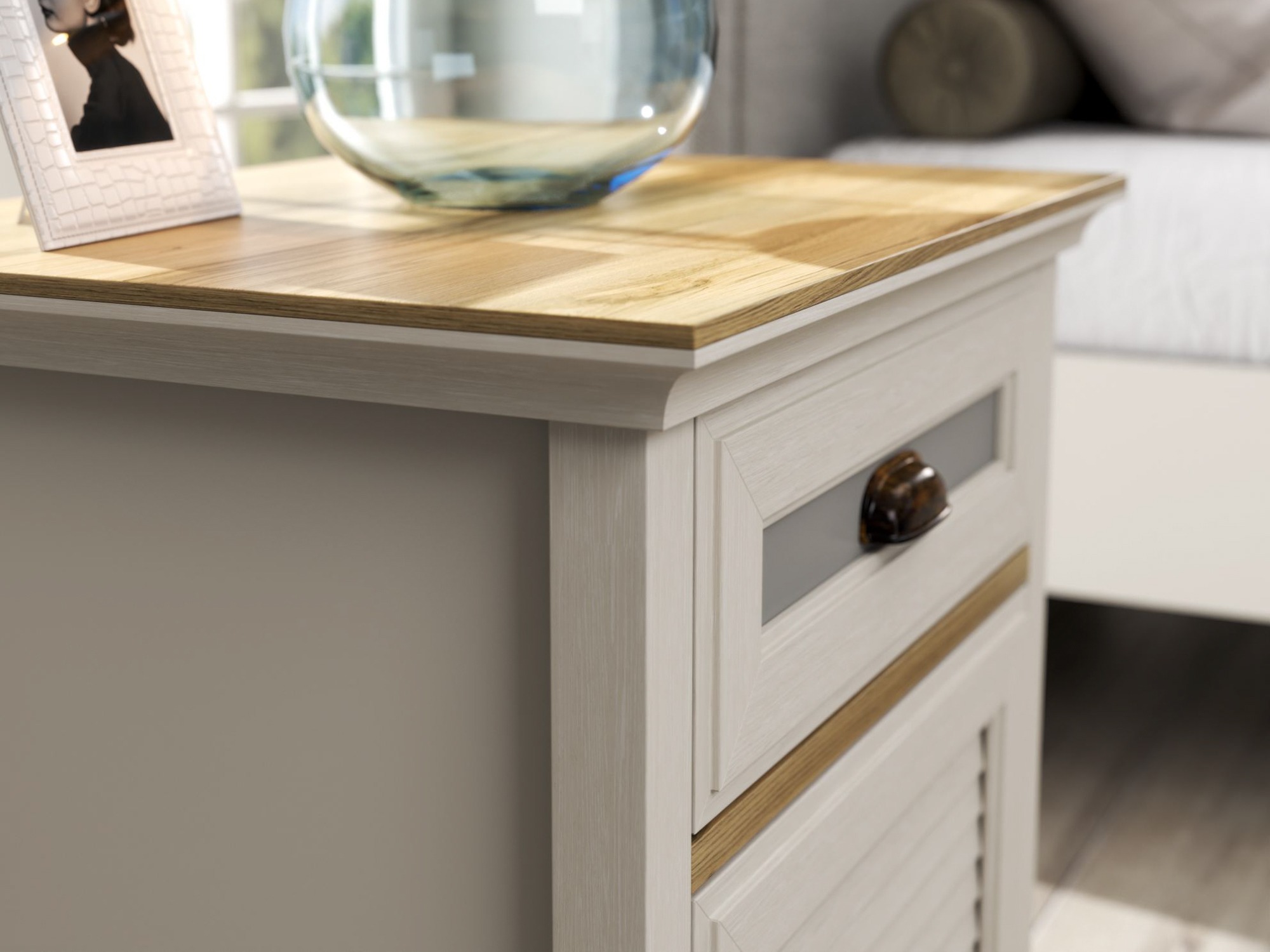 Nočna omarica Melvero 122