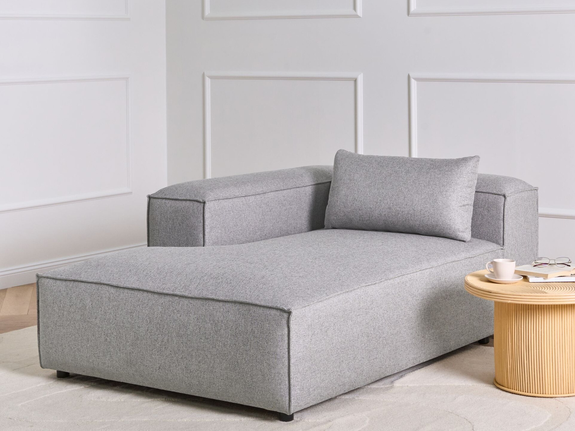 Počivalnik Avialu 103 (Siva)