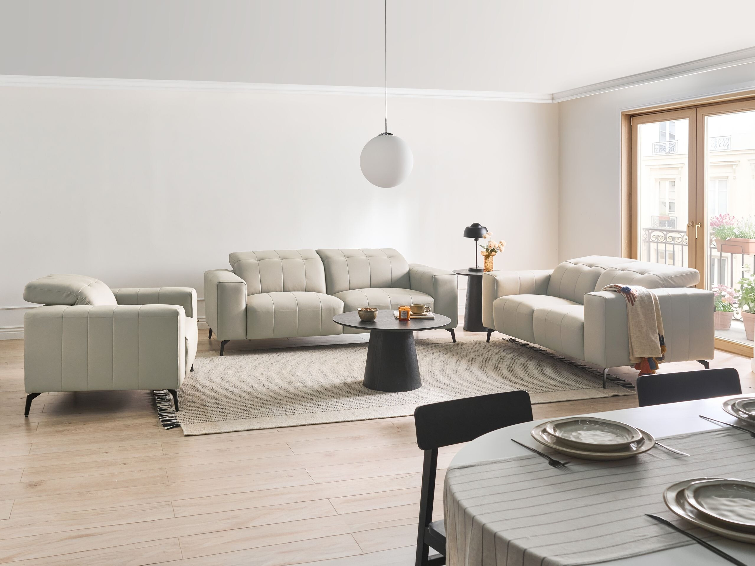 Komplet oblazinjenega pohištva Berwyn 2948 (Svetlo bež)