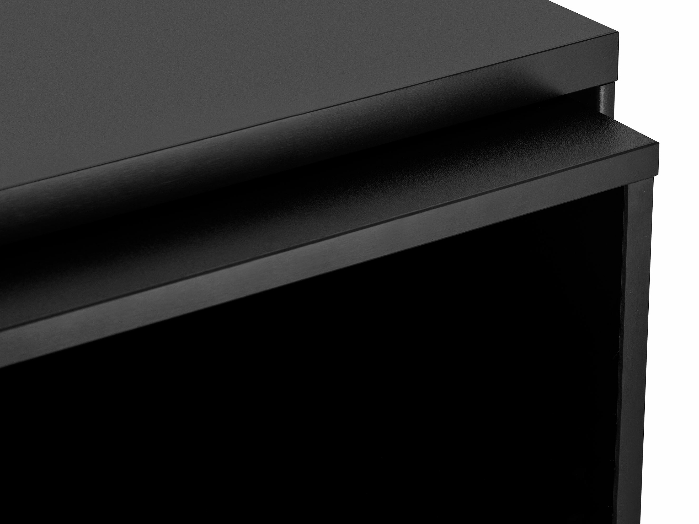 Omarica Corevaru 112 (Črna)