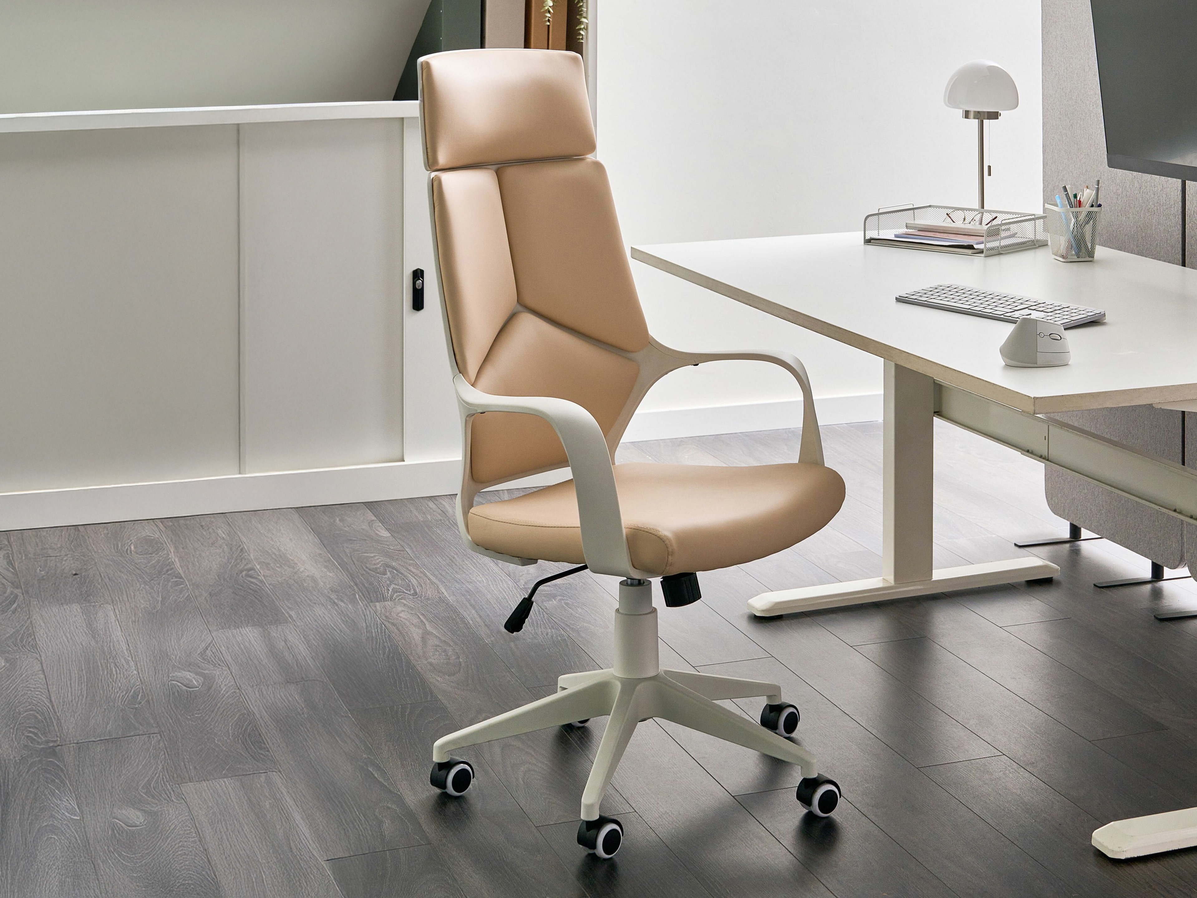 Pisarniški stol Berwyn 2938 (Svetlo bež)