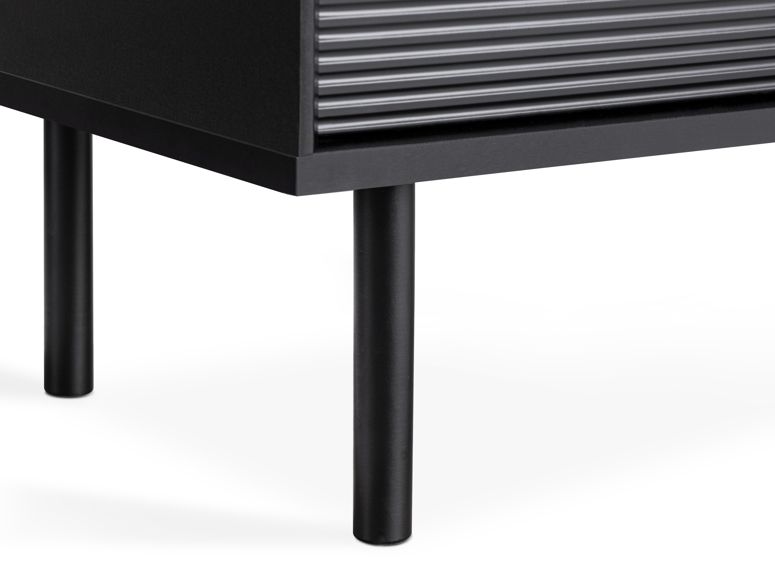 Omarica Corevaru 117 (Črna)