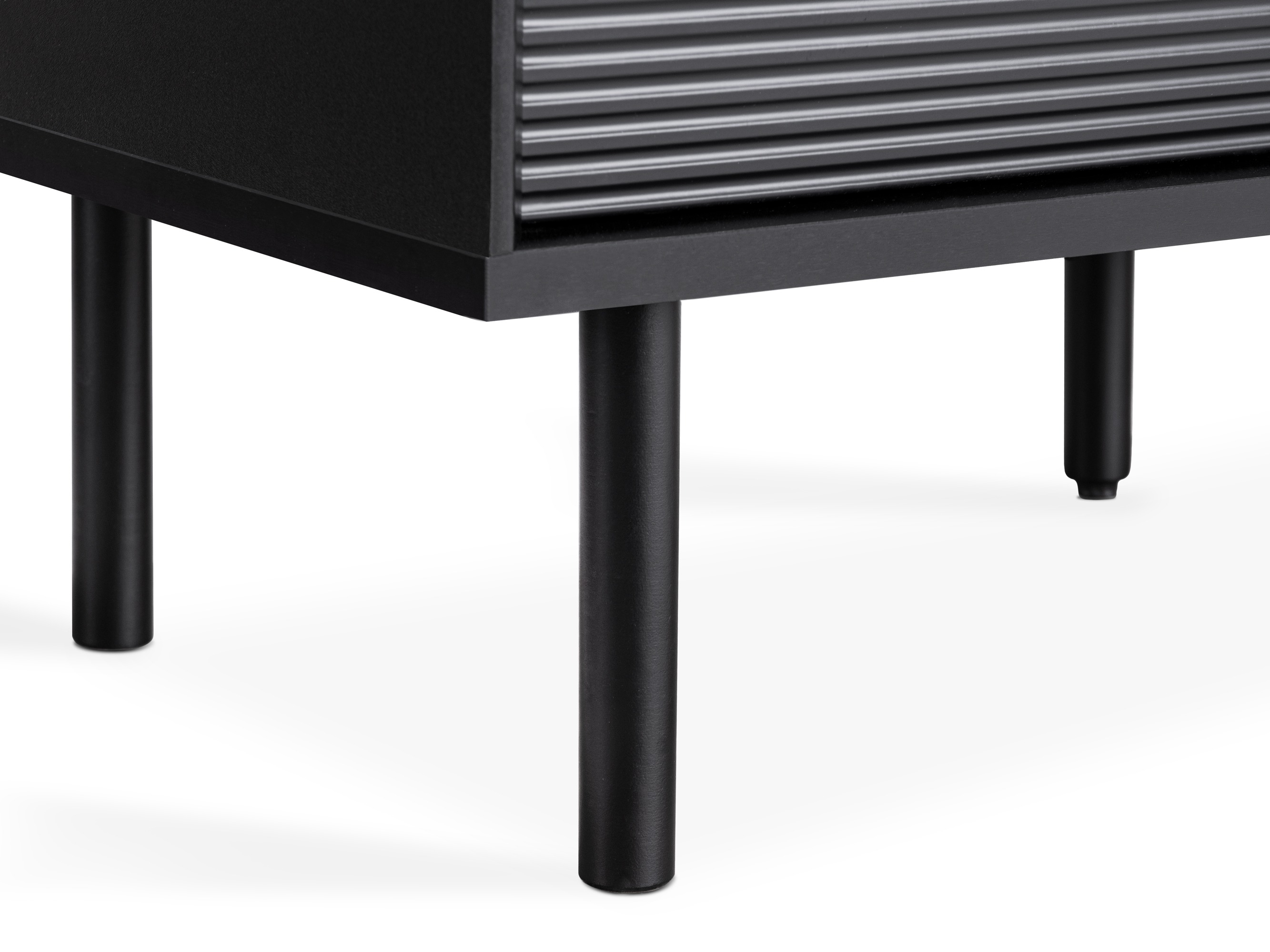 Regal Corevaru 118 (Črna)