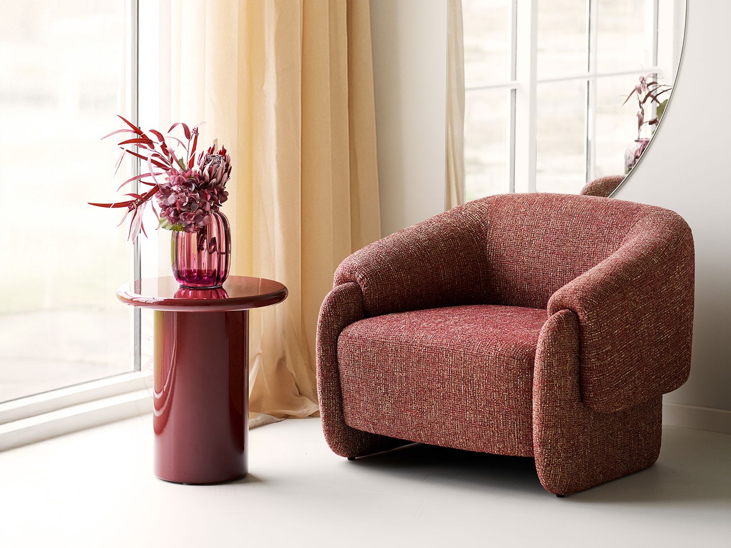 Stranska mizica Brea 260