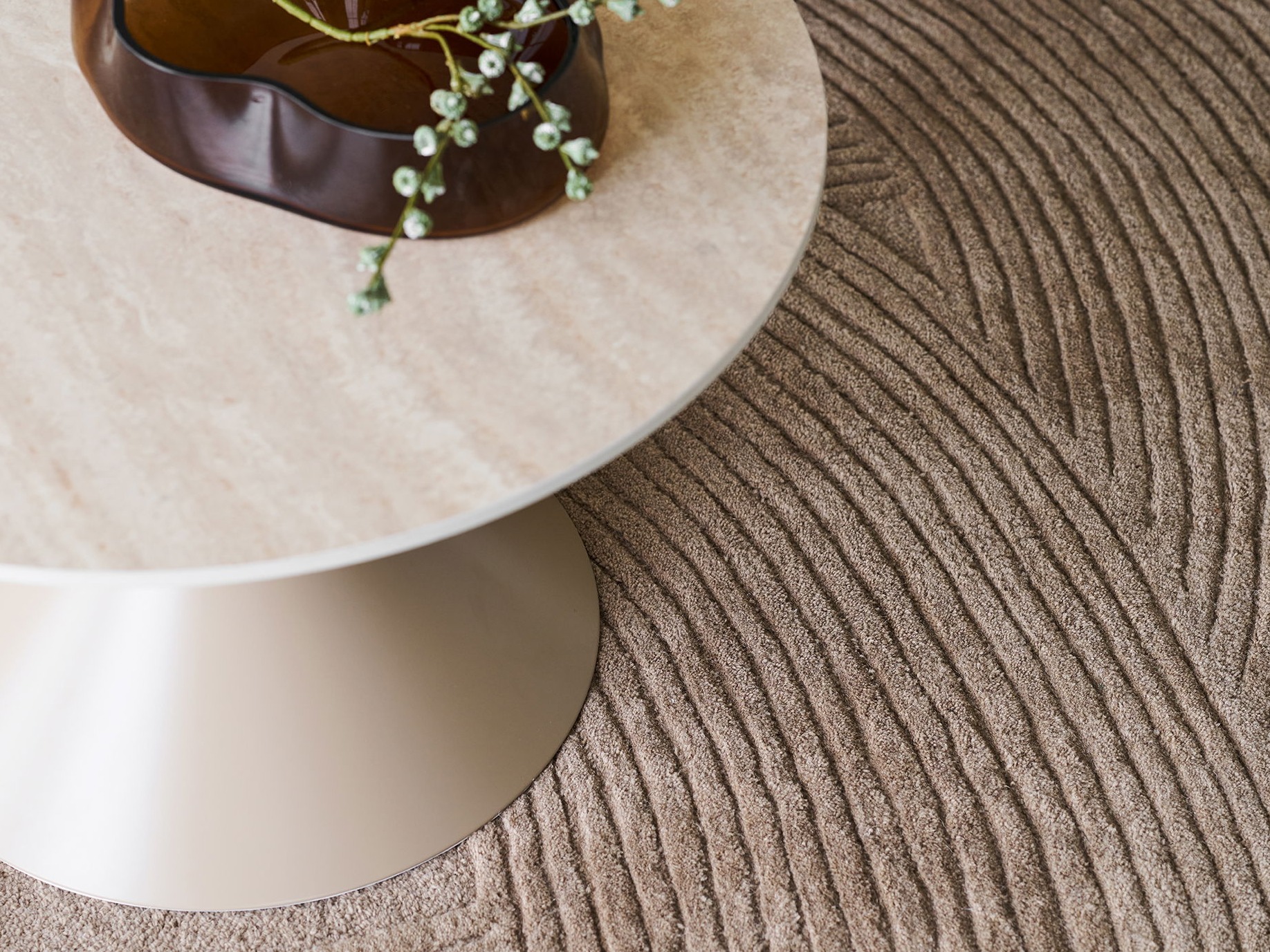 Klubska mizica Brea 264