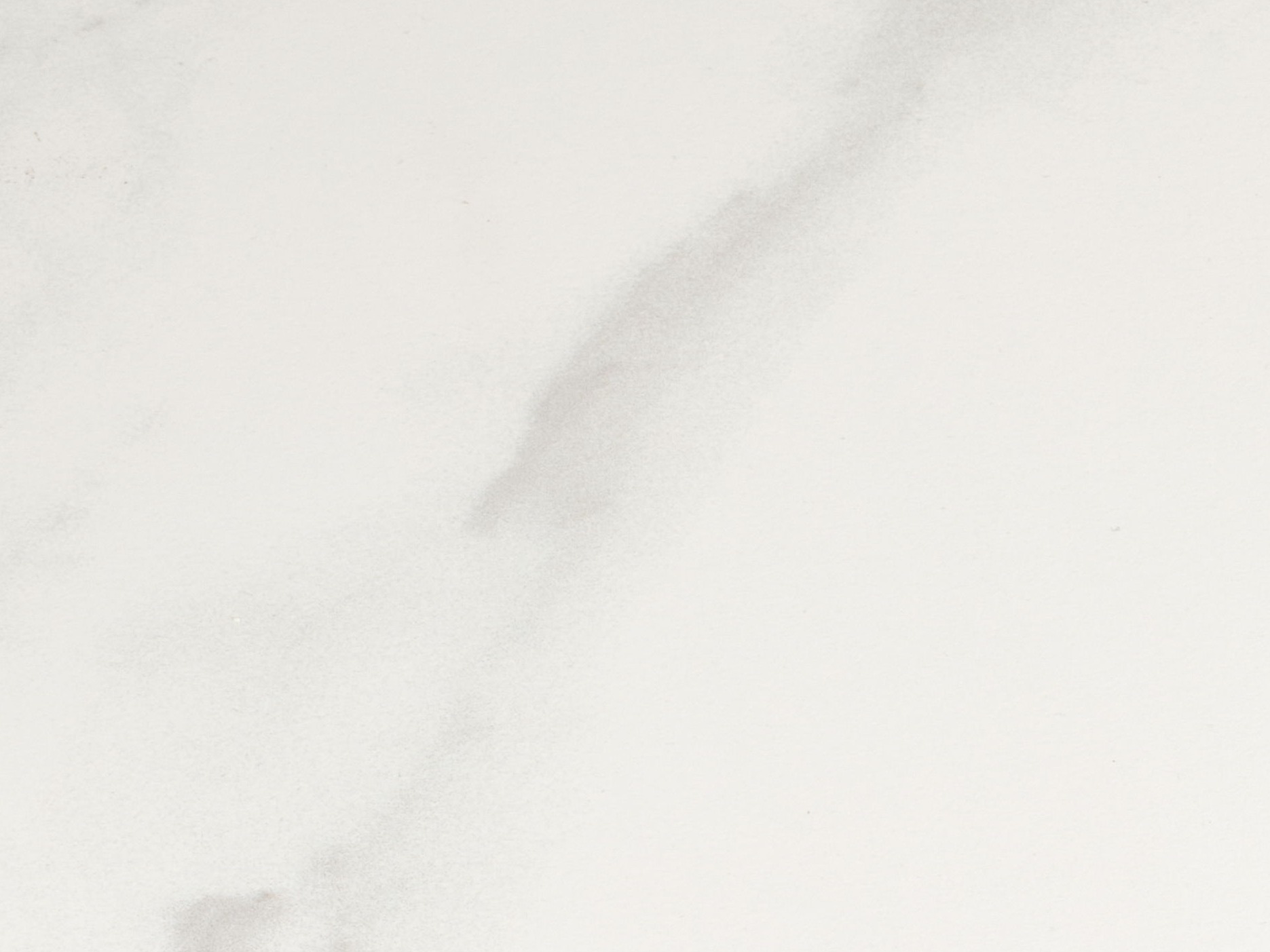 Klubska mizica Brea 267