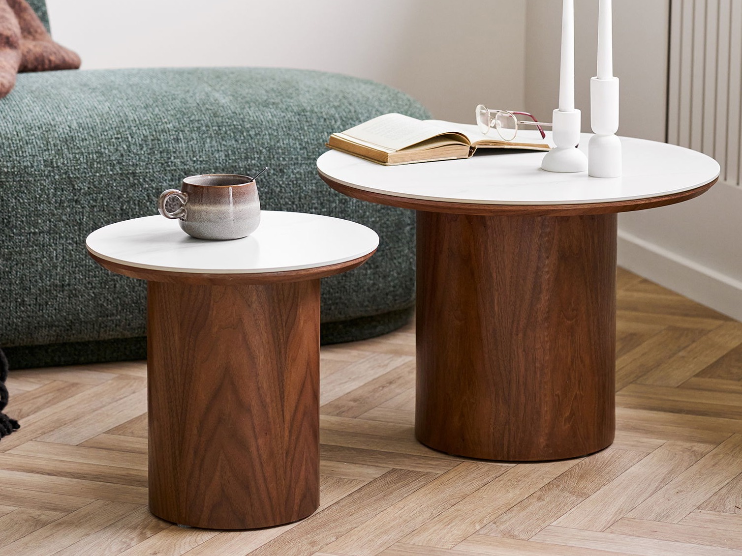 Stranska mizica Brea 268