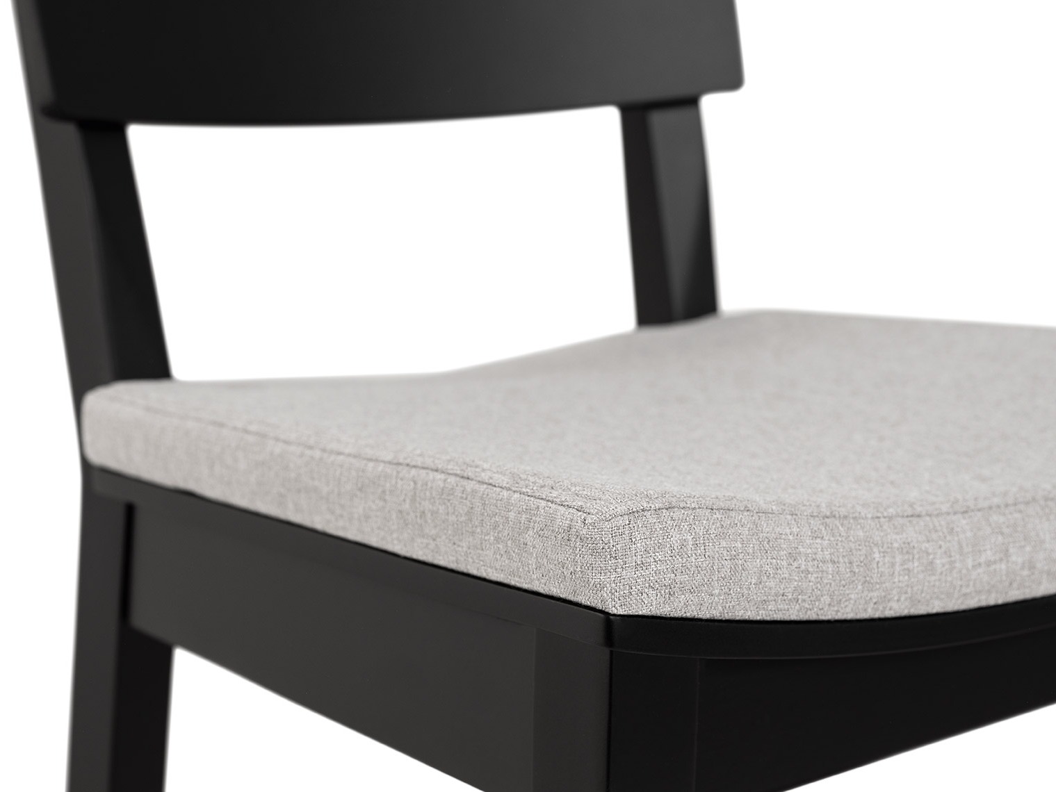 Stol Sosero 101 (Črna)