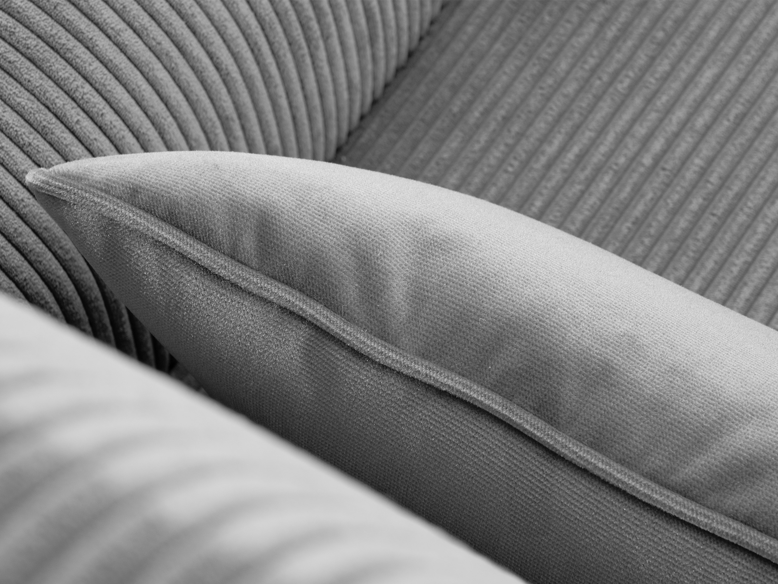 Fotelj Temecula 136 (Poso 55 + Paros 05)