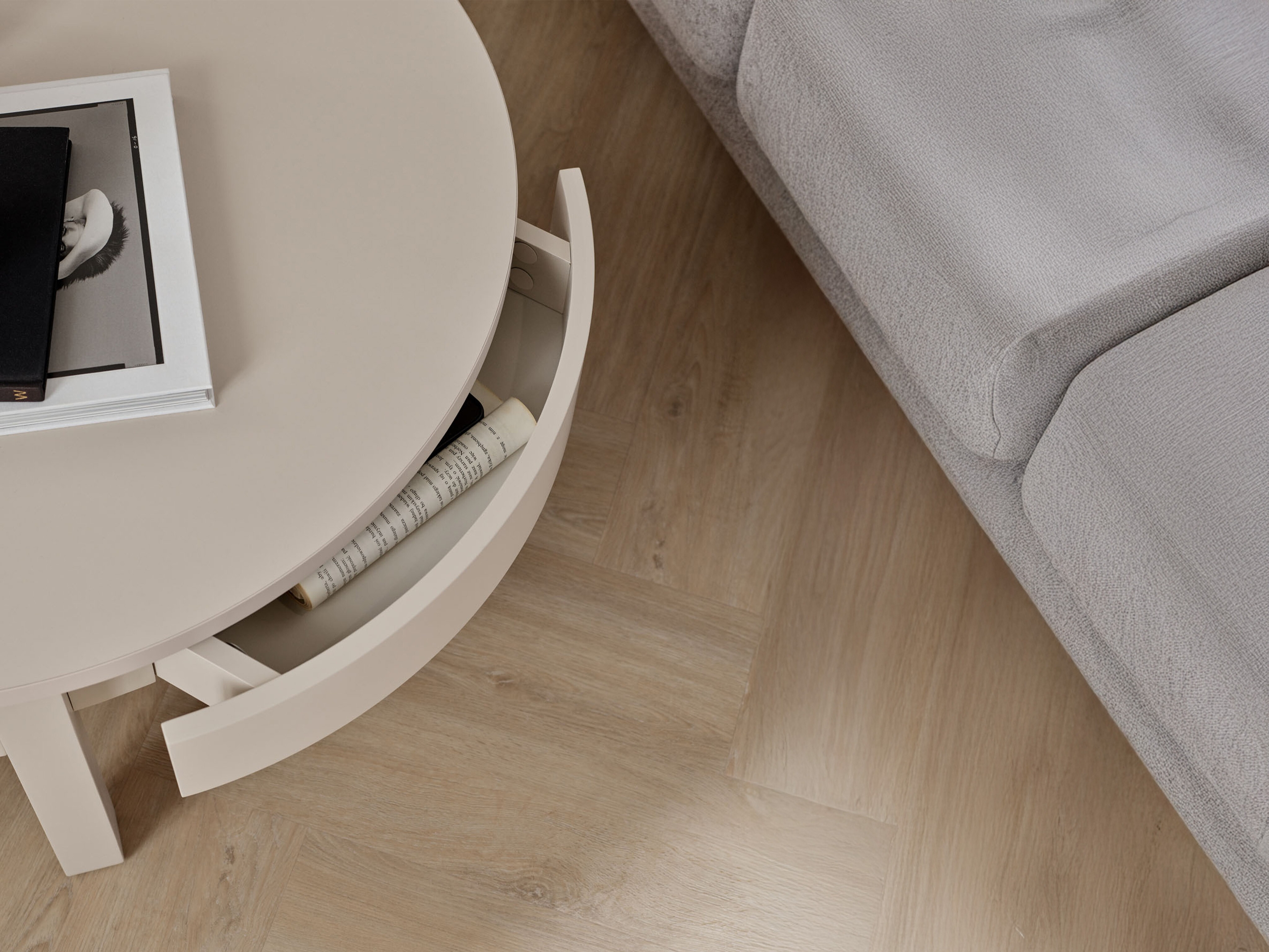 Klubska mizica Sosero 104 (Hrast)