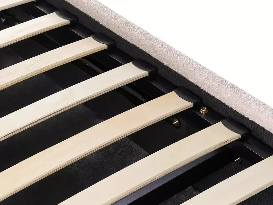 Postelja Berwyn 3049