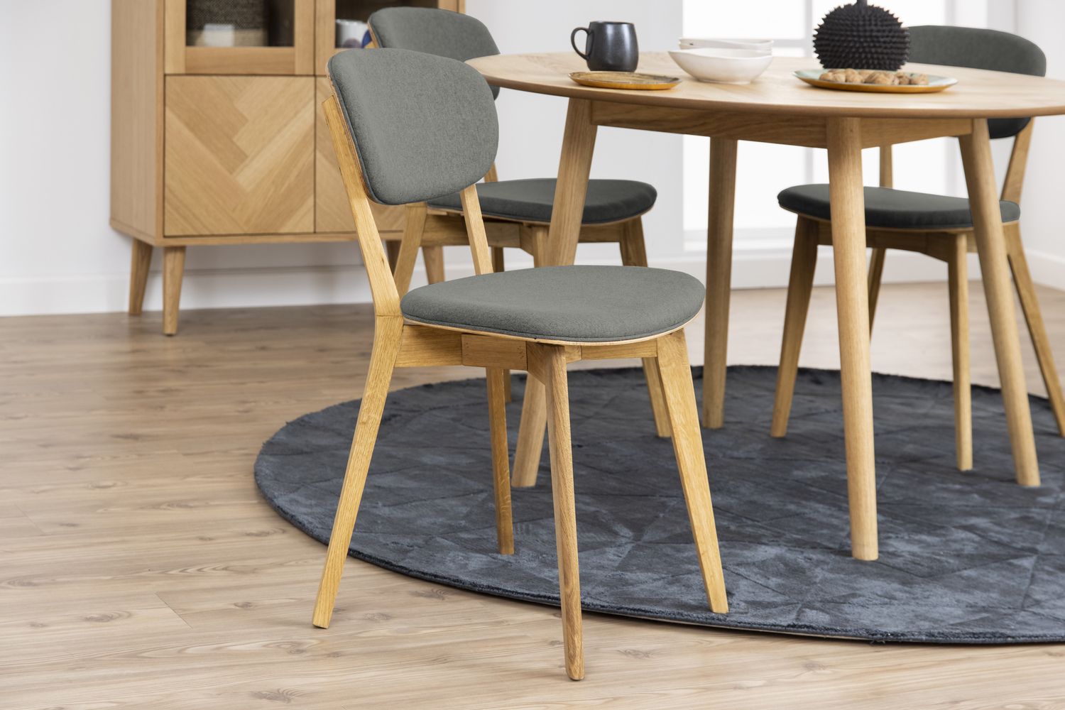 Stol SL5353 s poškodovano embalažo