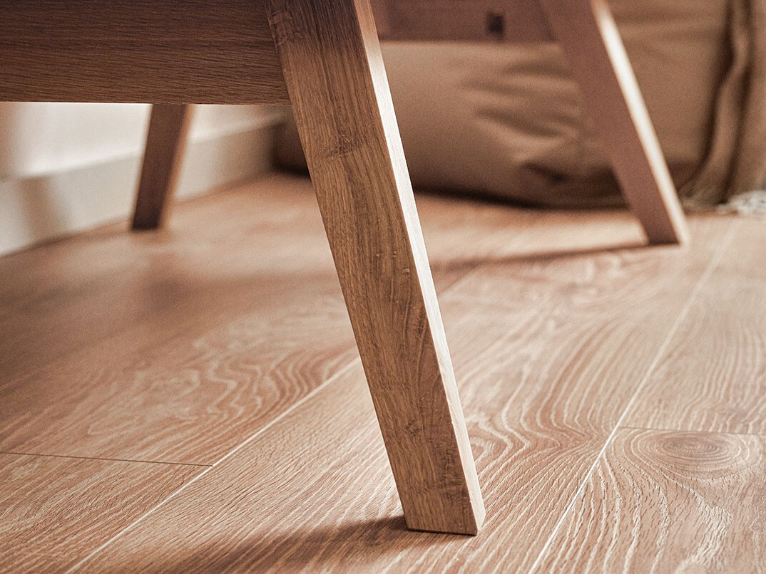 Garderobna omara Ruvruvi 101 (Bela + Hrast)