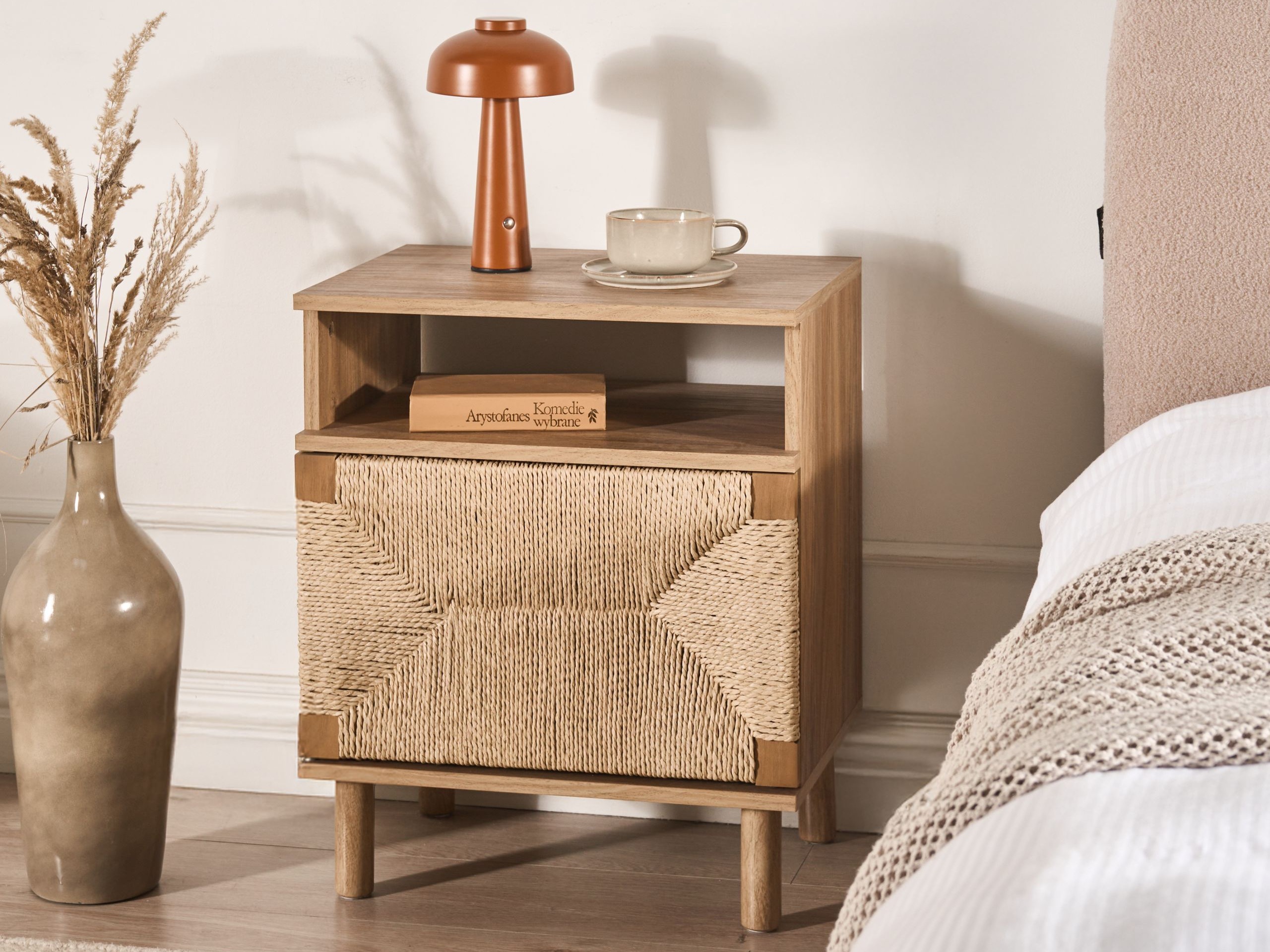 Nočna omarica Ruvmoro 102