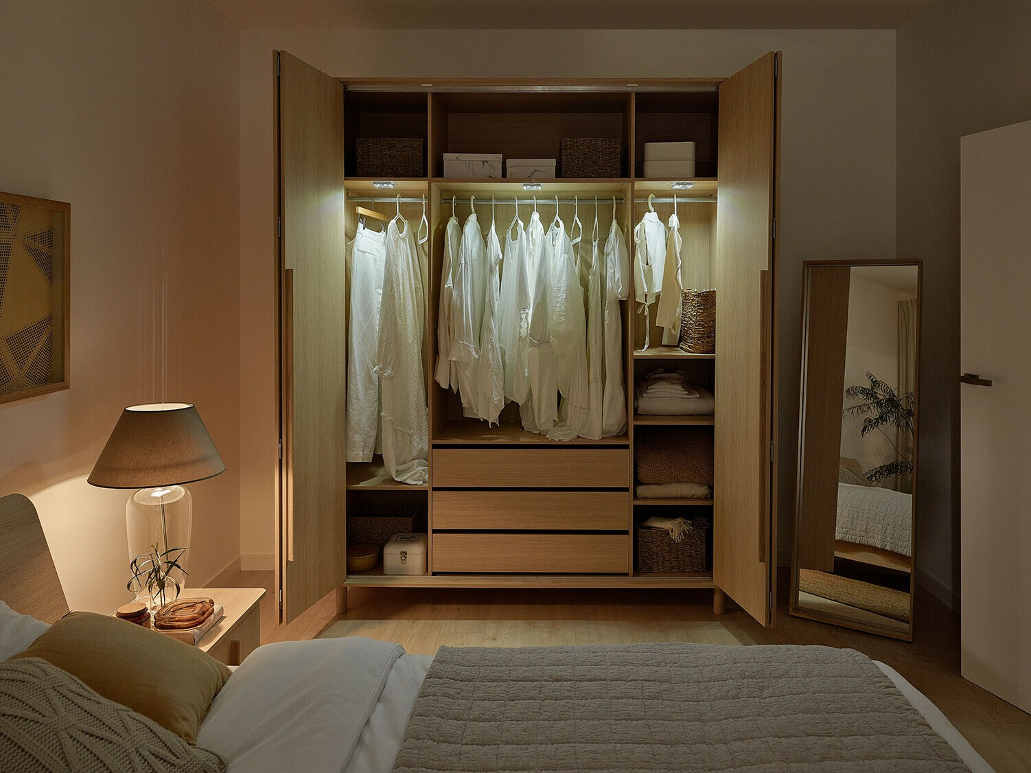 Garderobna omara Camcamo 102 (Ne)