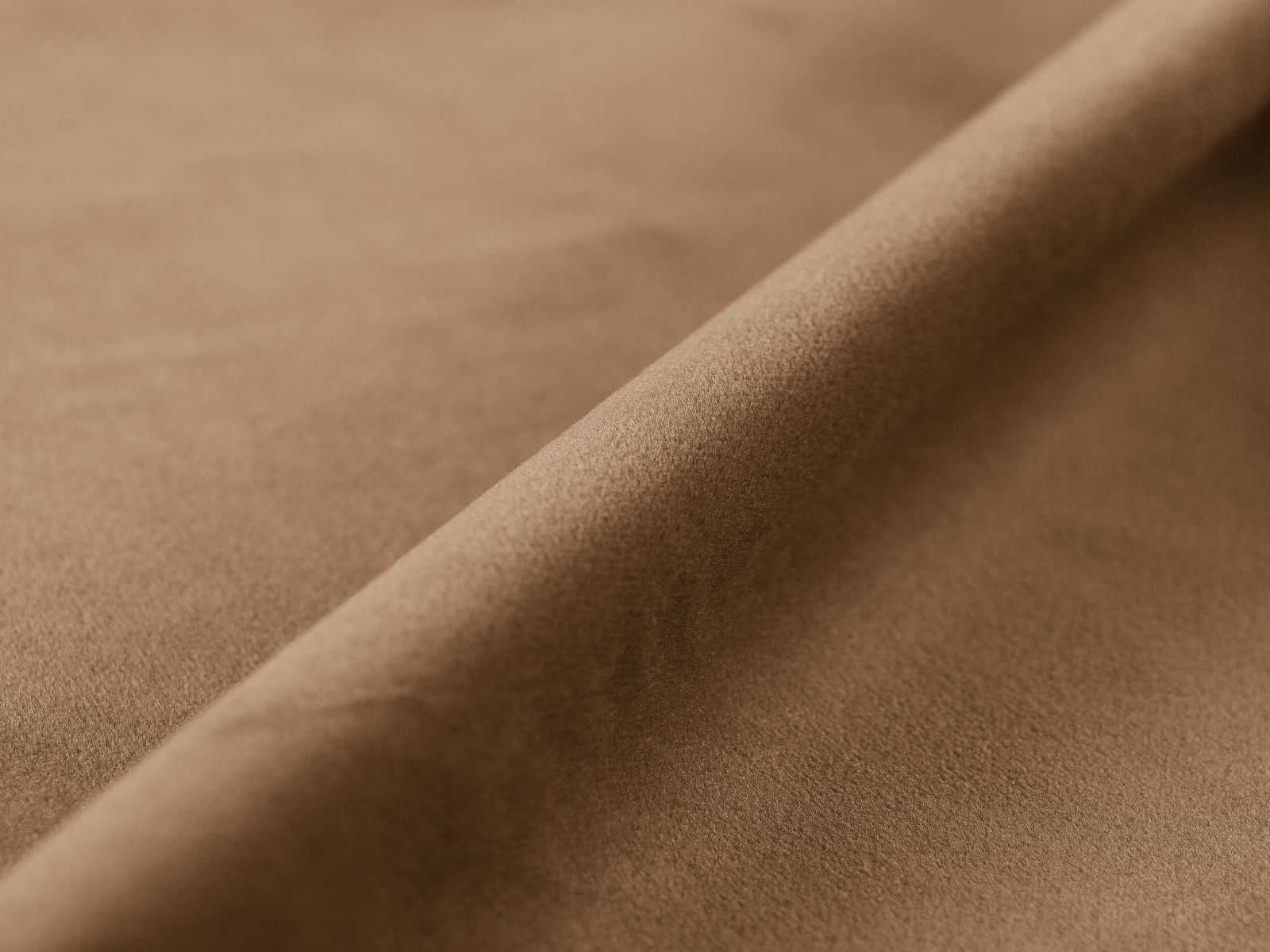 Fotelj Tolmira 103 (Casino Lion)