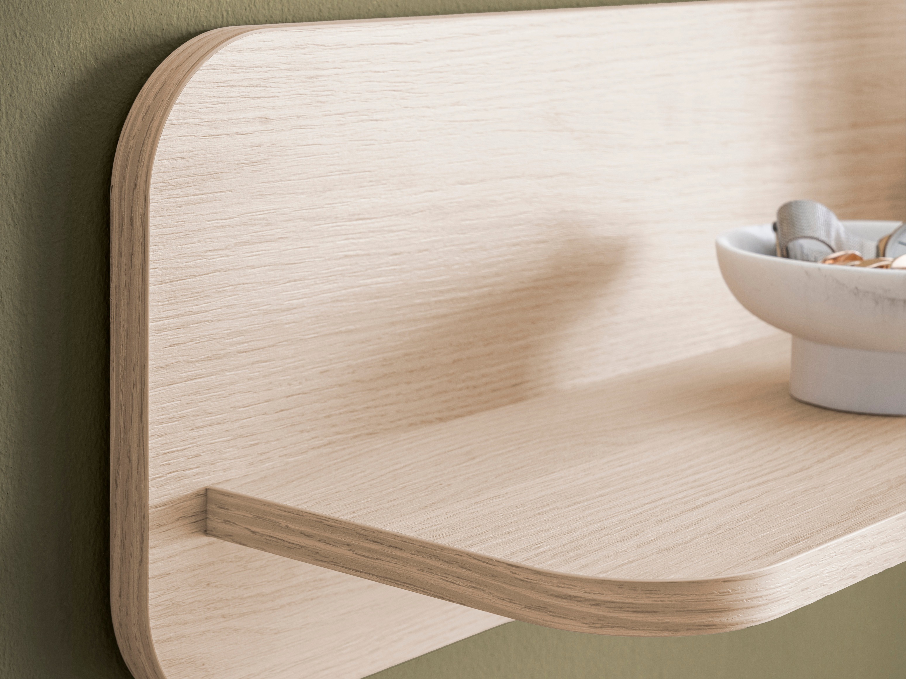 Stenska polica Vesdore 101