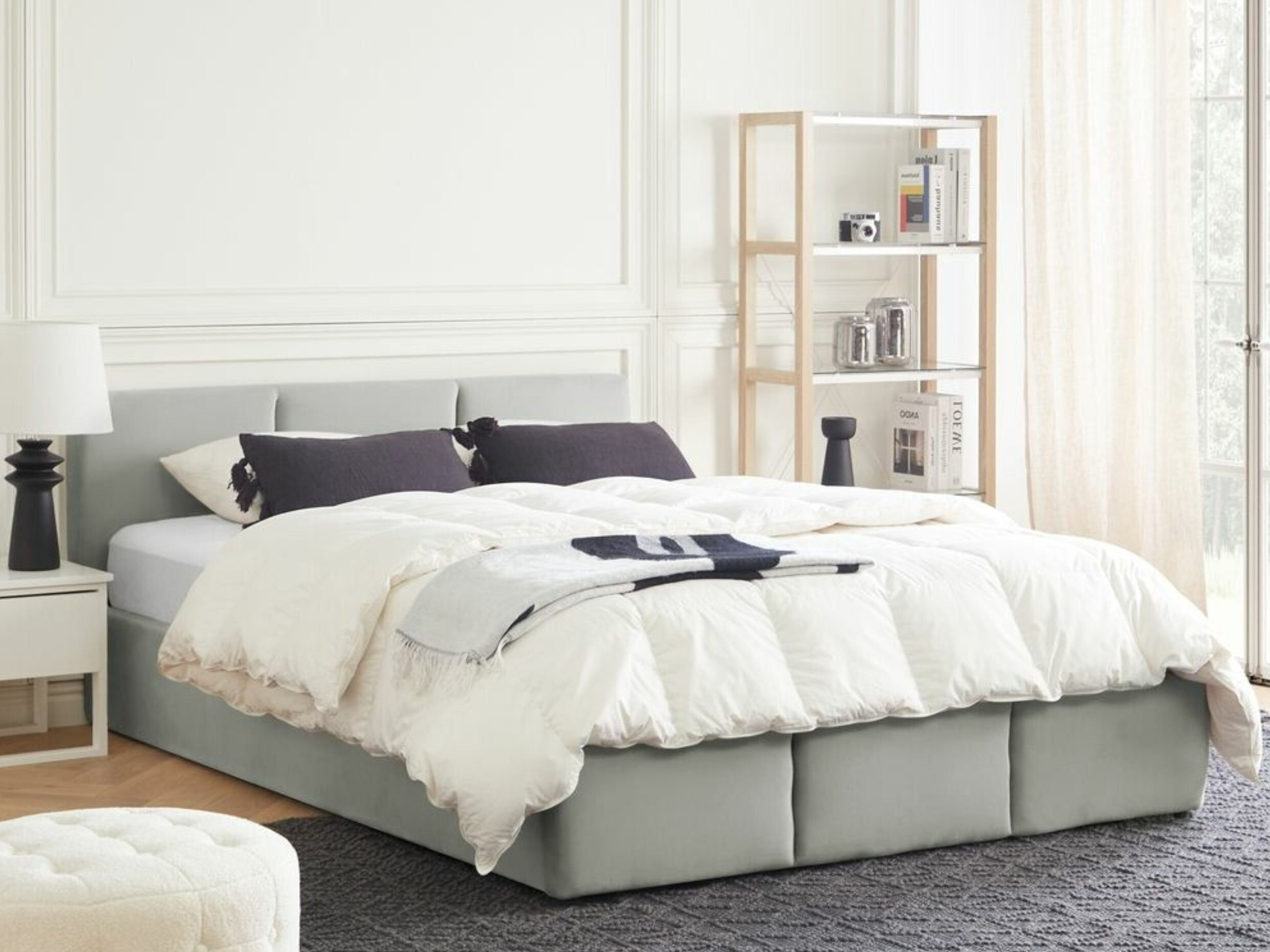 Postelja Berwyn 1780 (Svetlo siva)