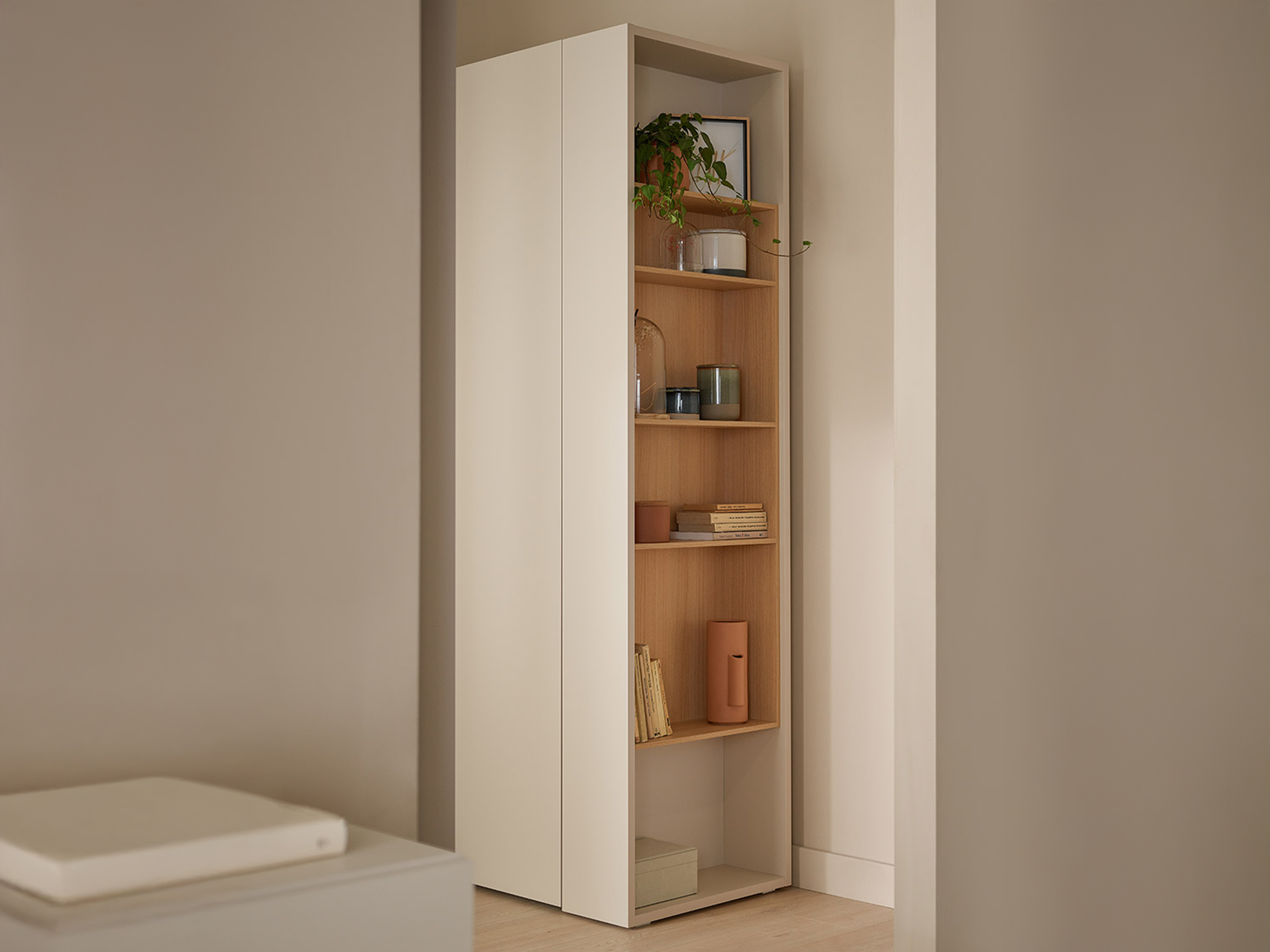 Garderobna omara Veldalo 108 (Lahki hrast)