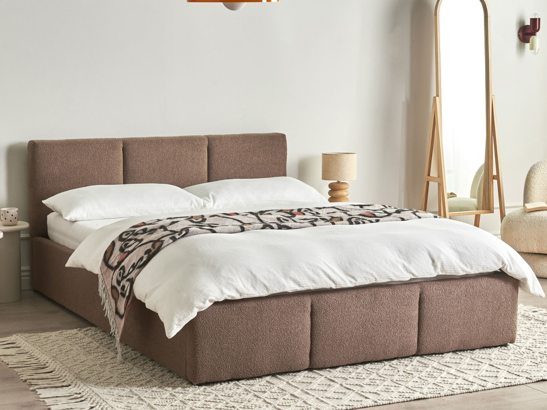 Postelja Berwyn 1780 (Taupe)