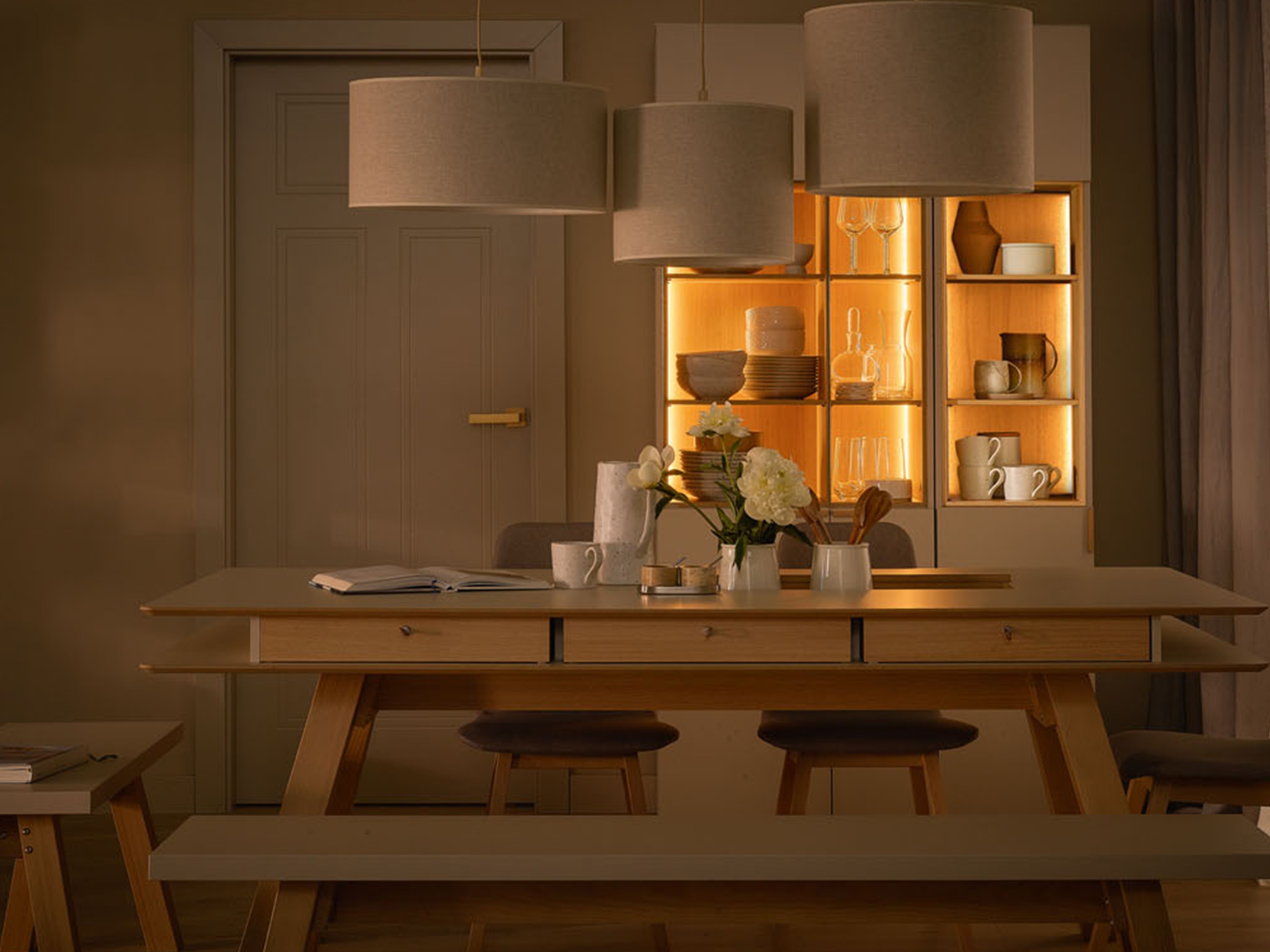 Regal Veldalo 115 (Lahki hrast)