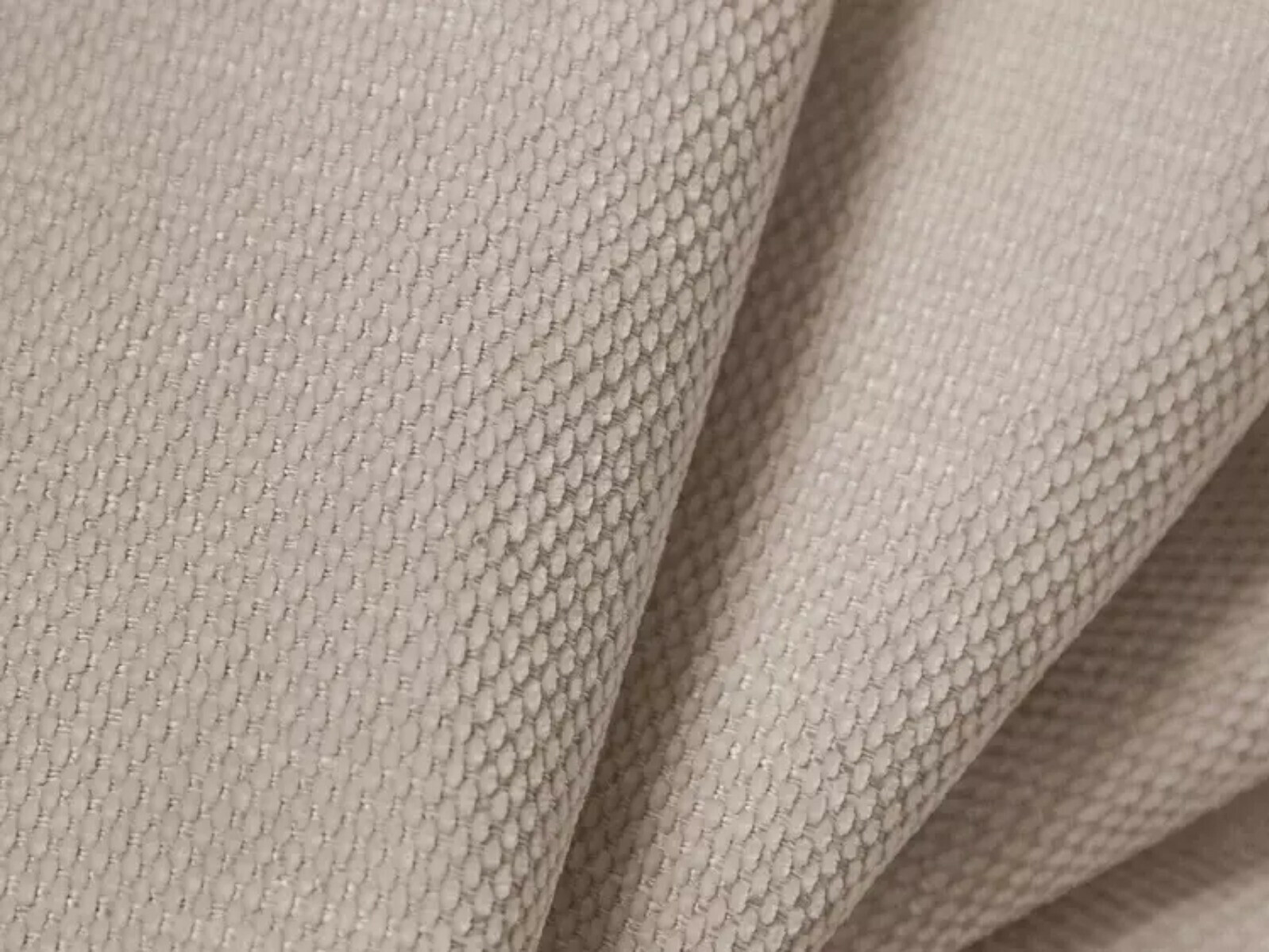 Kavč Romtoru 101 (Rebel 25)