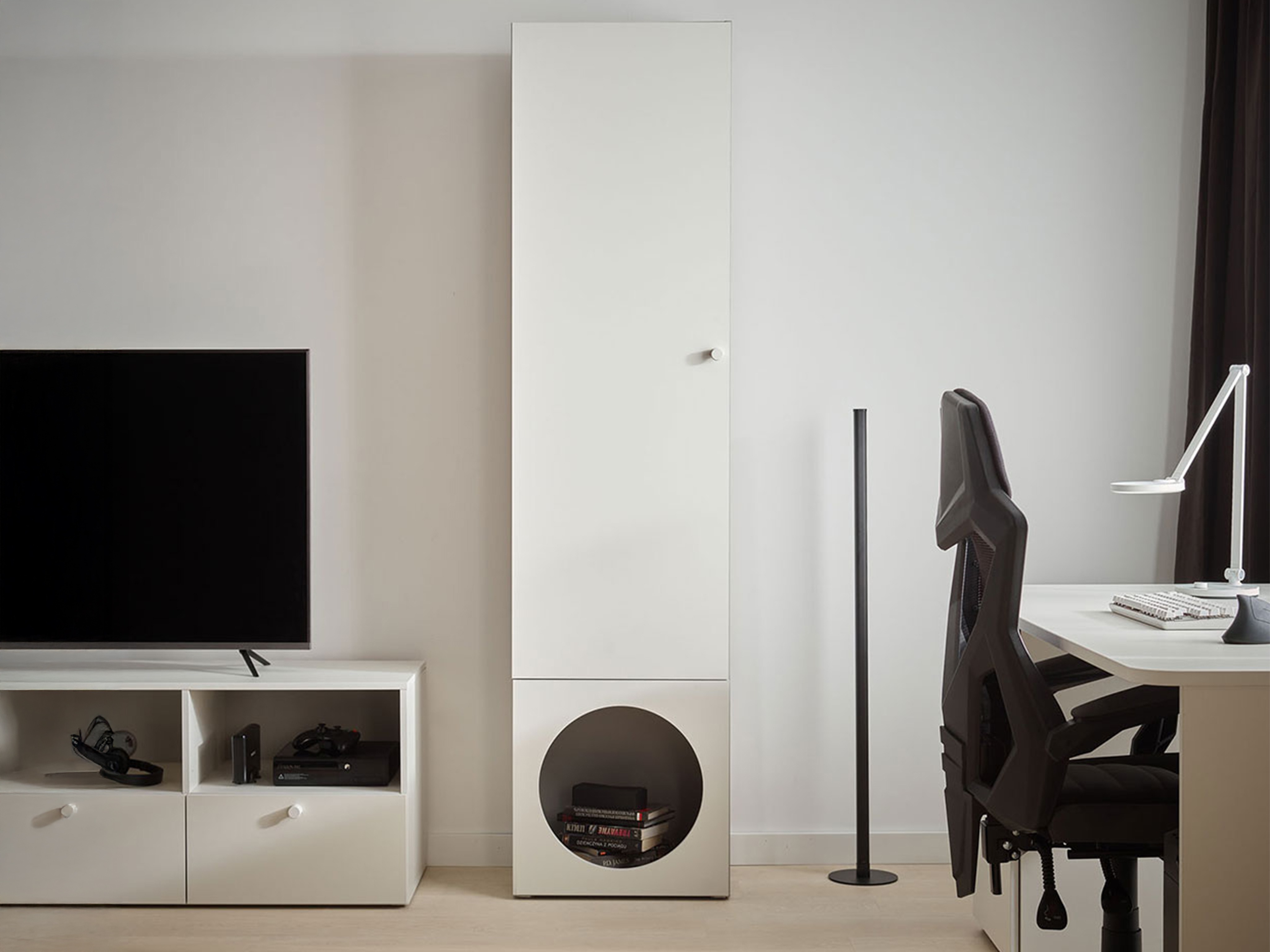 Regal Tornolo 104 (Siva + Bela)