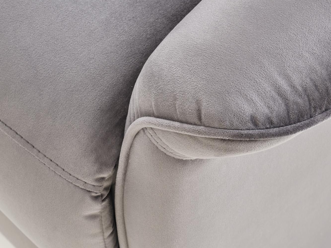 Fotelj s počivalnikom SL5449 z manjšimi nepravilnostmi