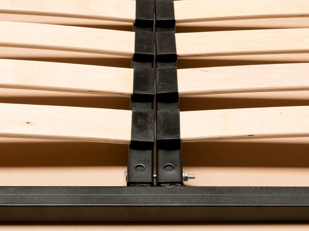 Posteljno dno SL5446 s poškodovano embalažo