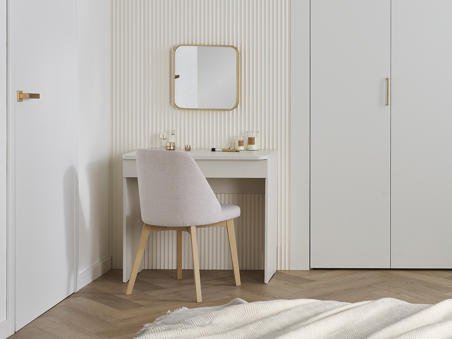 Toaletna mizica Tornolo 129