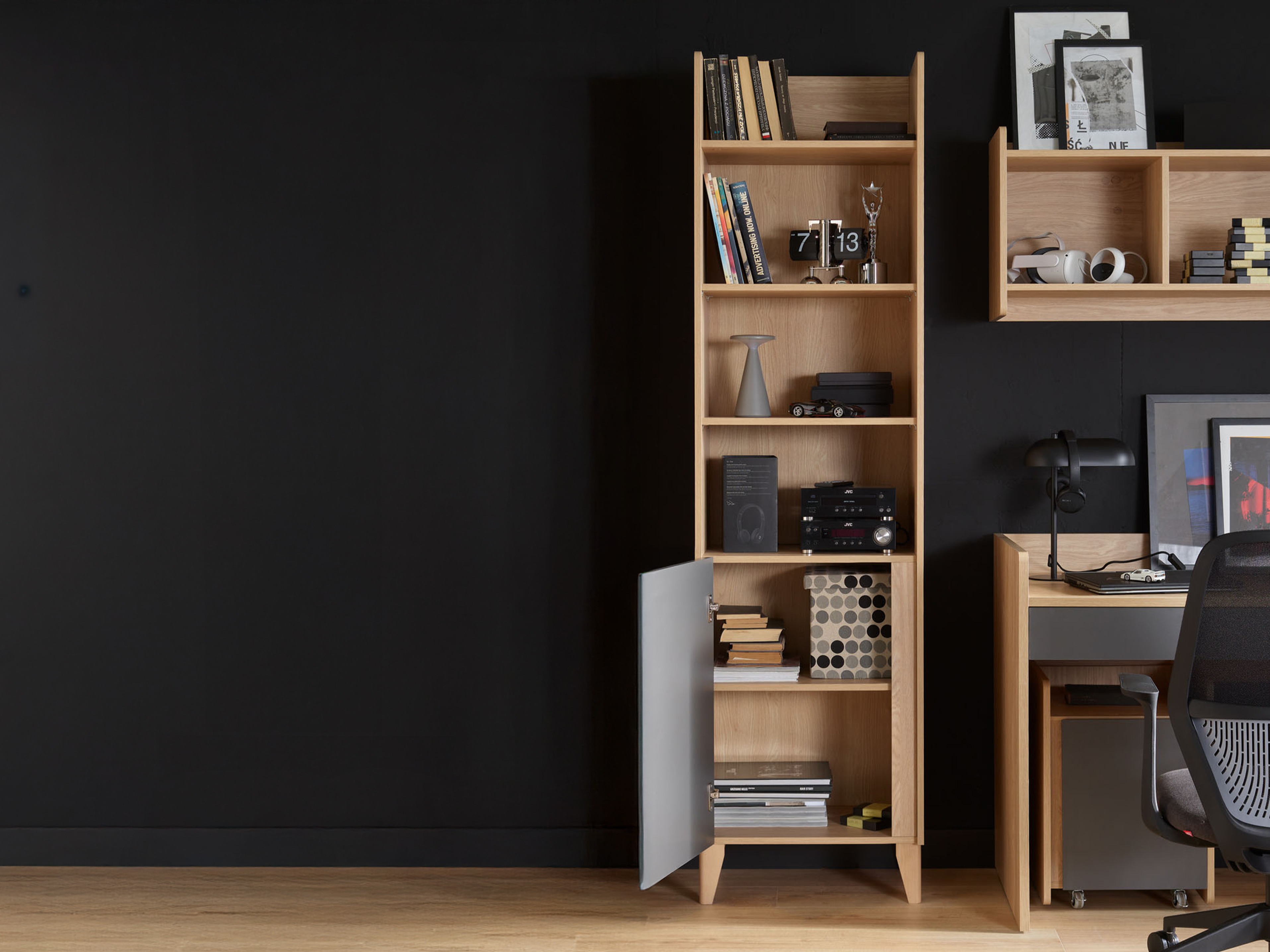 Regal Velrome 103 (Hrast + Grafit)