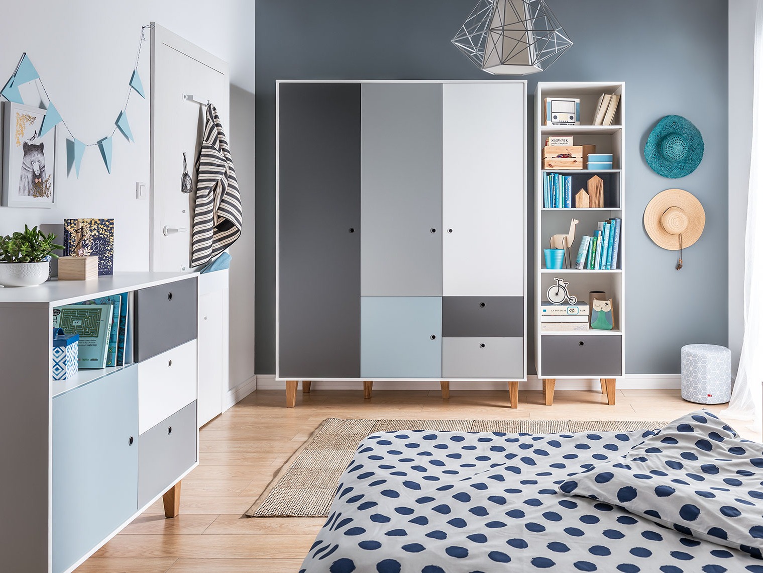 Komoda Domfera 103 (Svetlo modra)