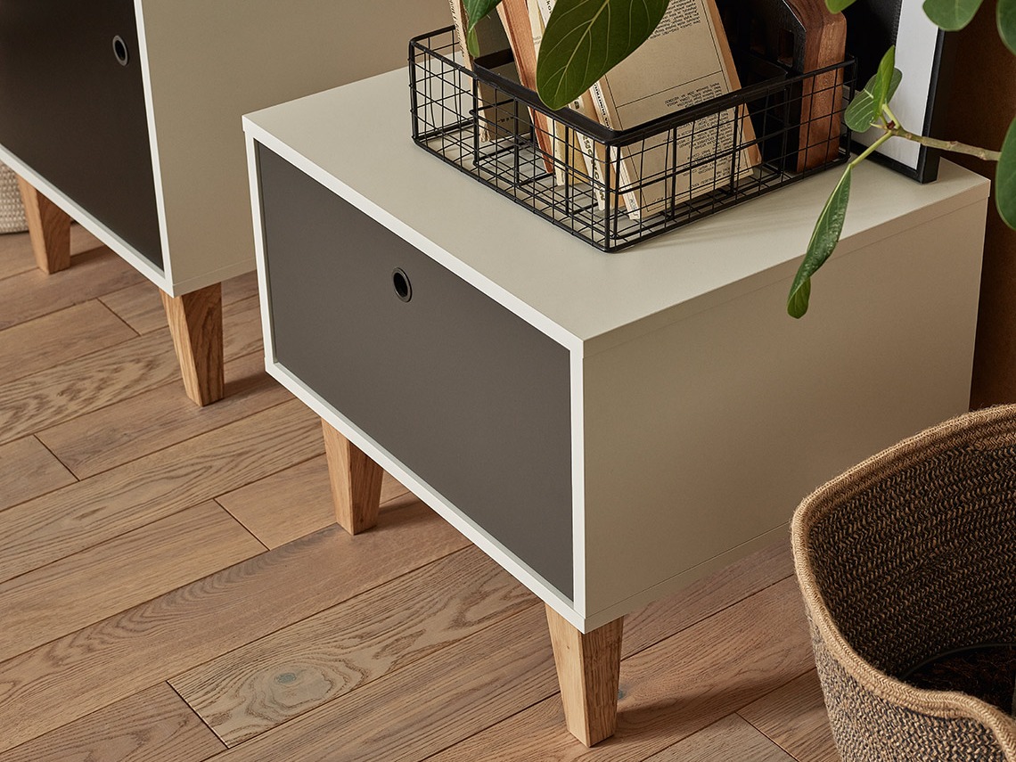 Nočna omarica Domfera 107