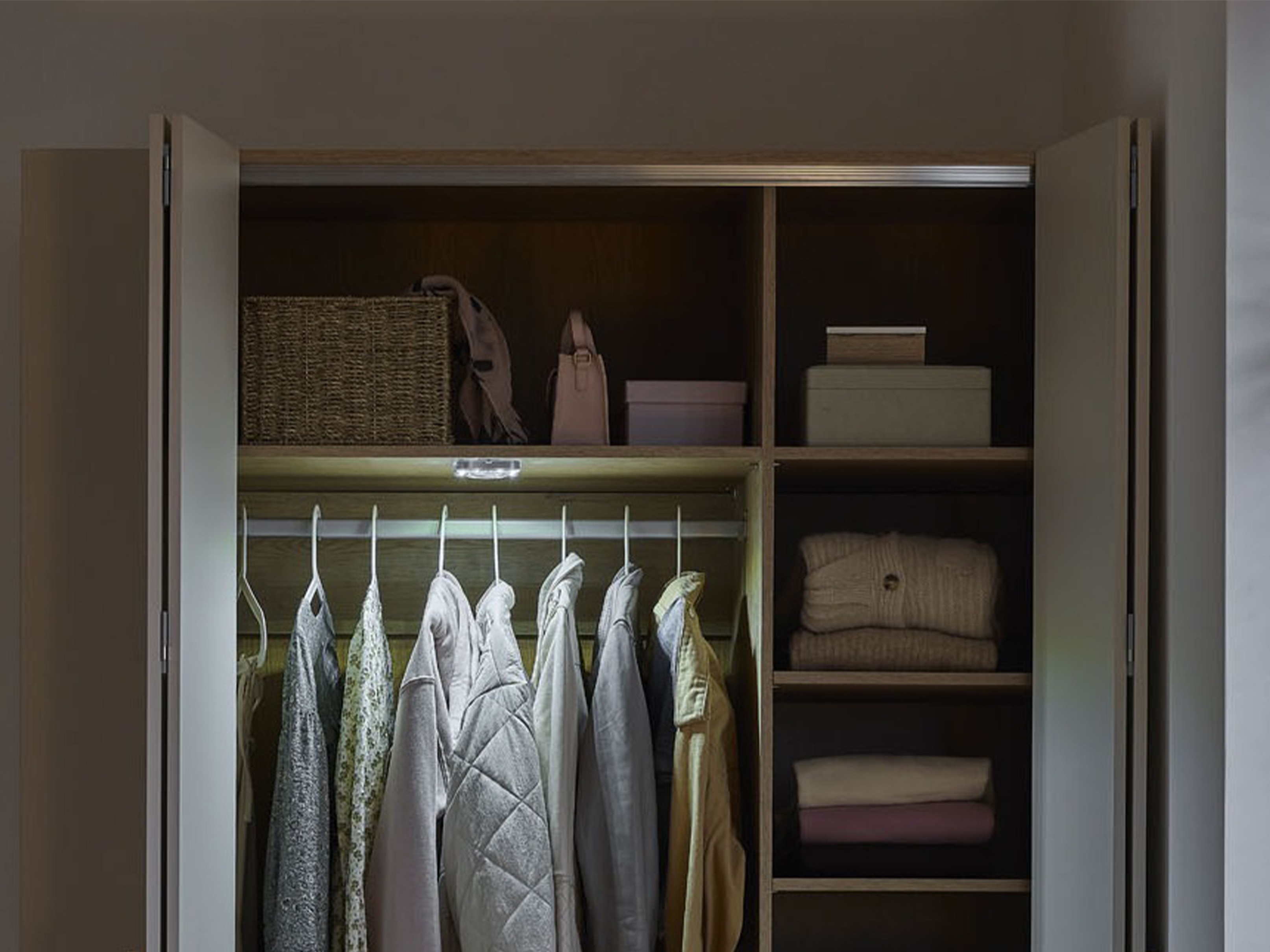 Garderobna omara Daltoro 107