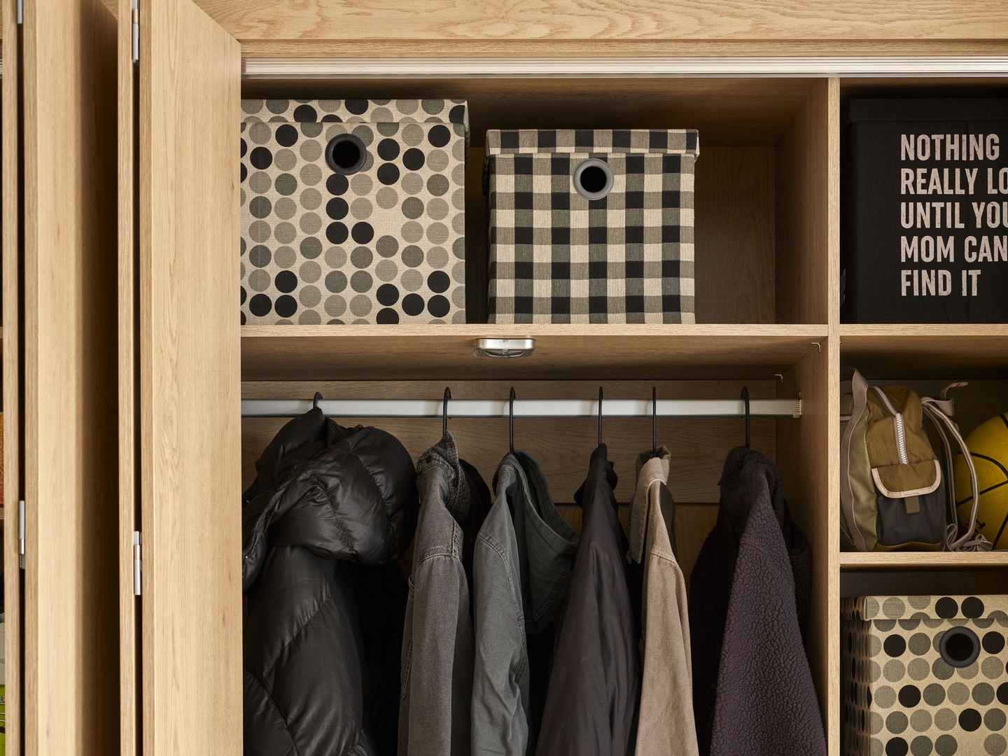 Garderobna omara Daltoro 108