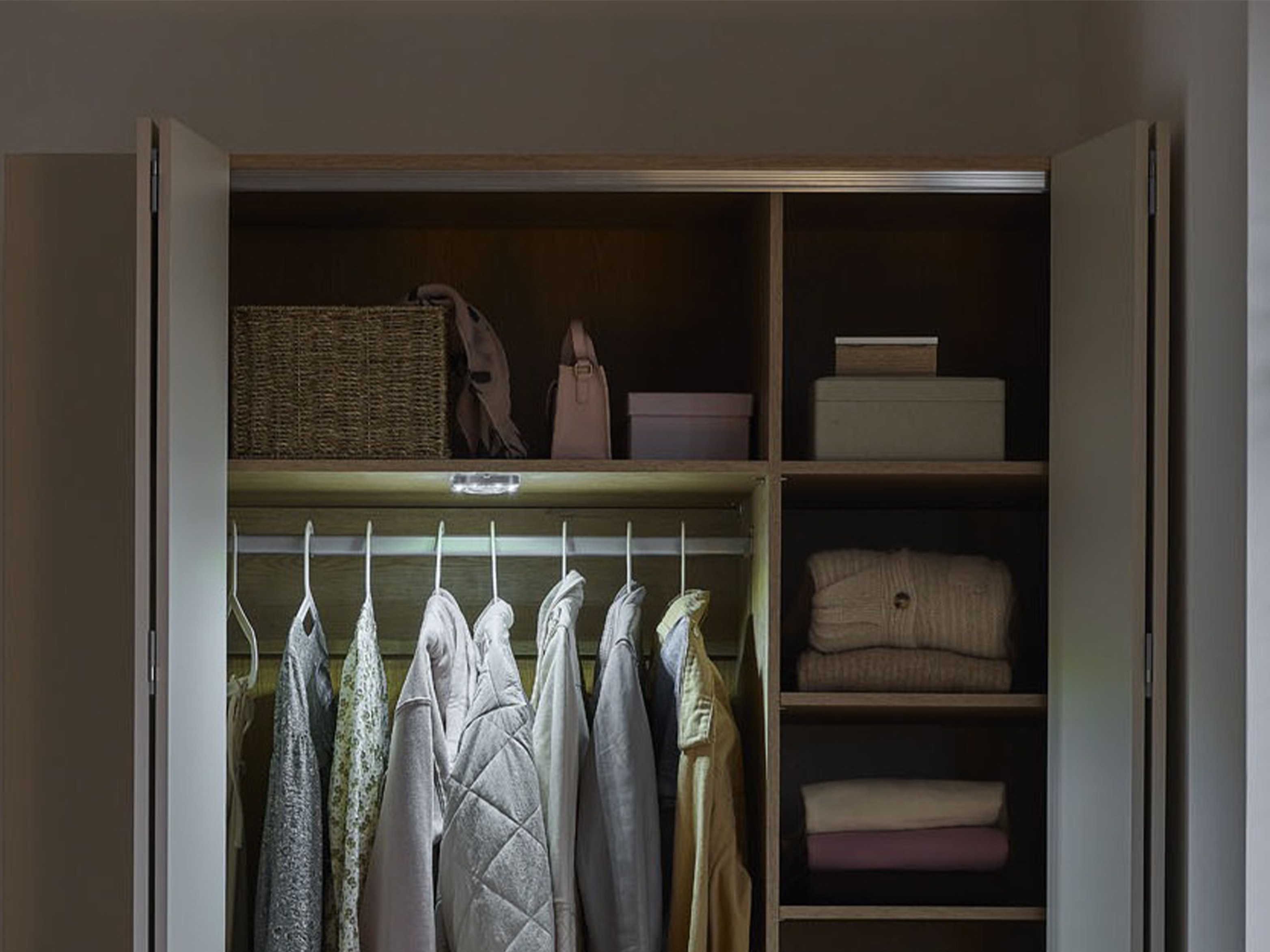 Garderobna omara Daltoro 108