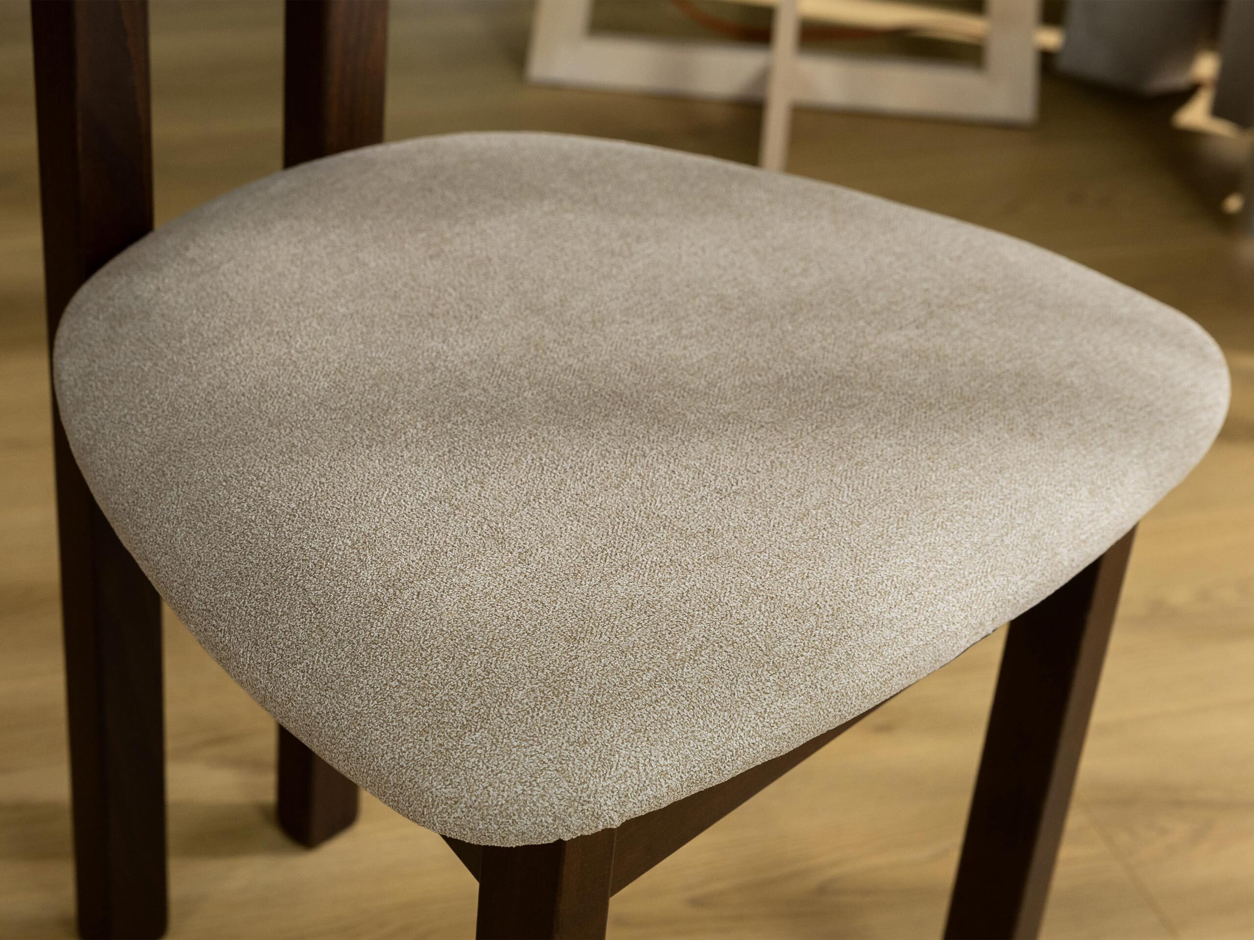 Stol Victorville 382 (Oreh)