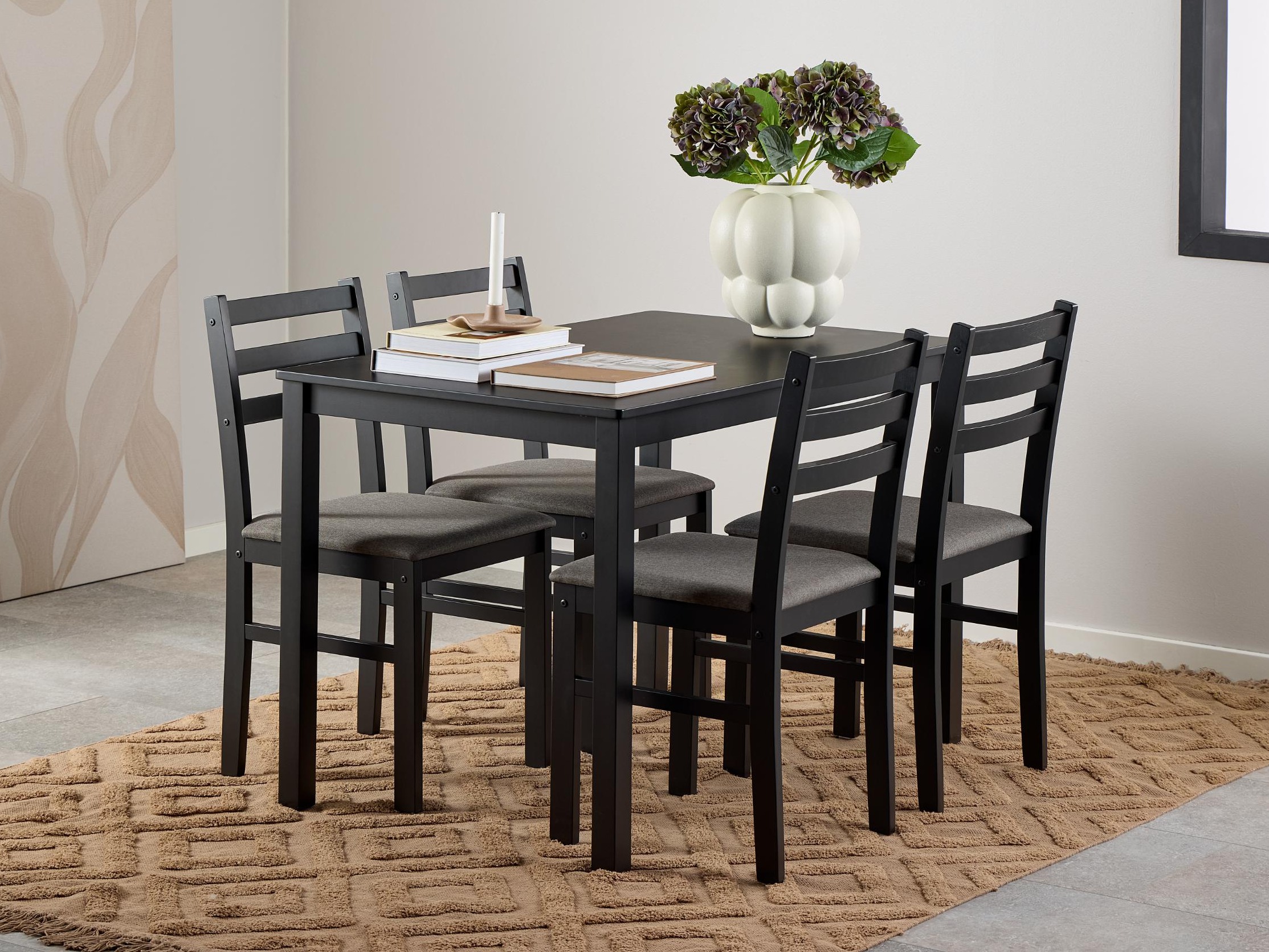 Jedilniški komplet Norsica 857 (Črna + Svetlo siva)