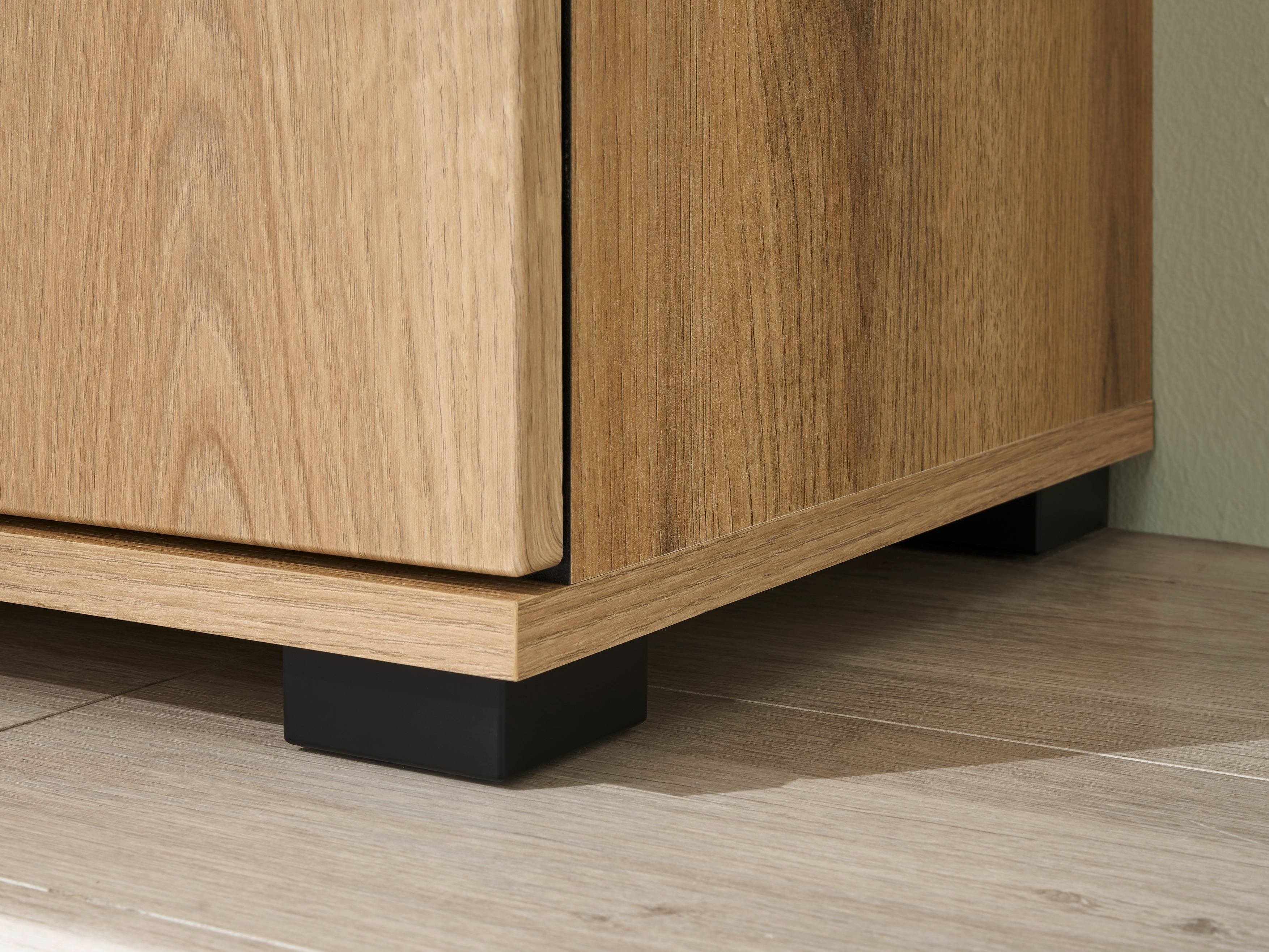 Komplet za predsobo Mondala 110