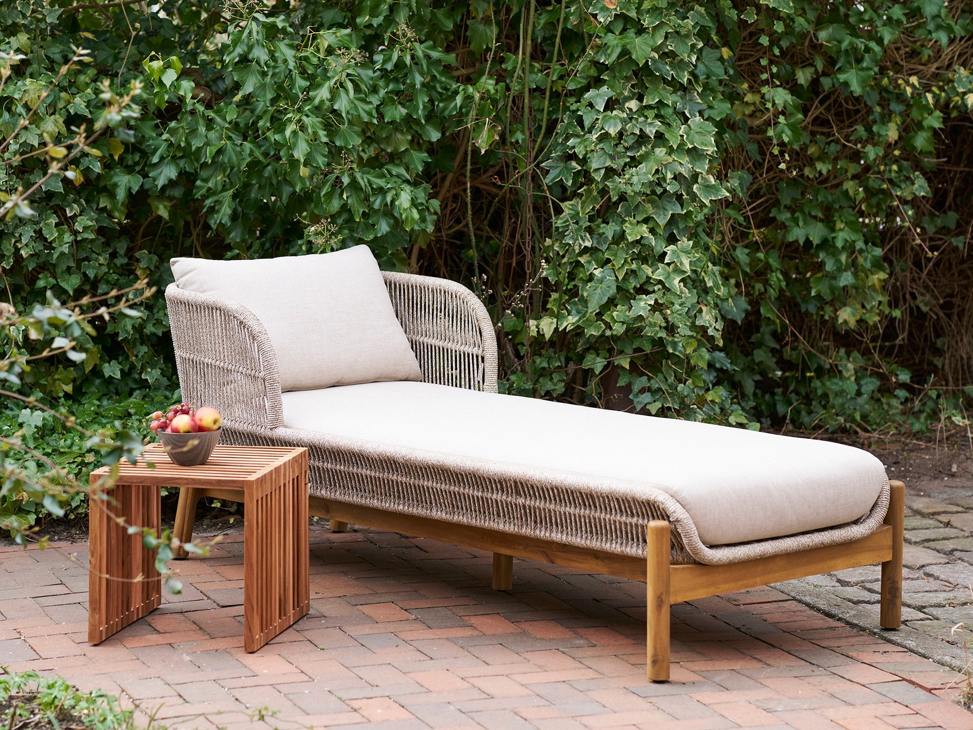 Vrtni ležalnik Tivevai 111