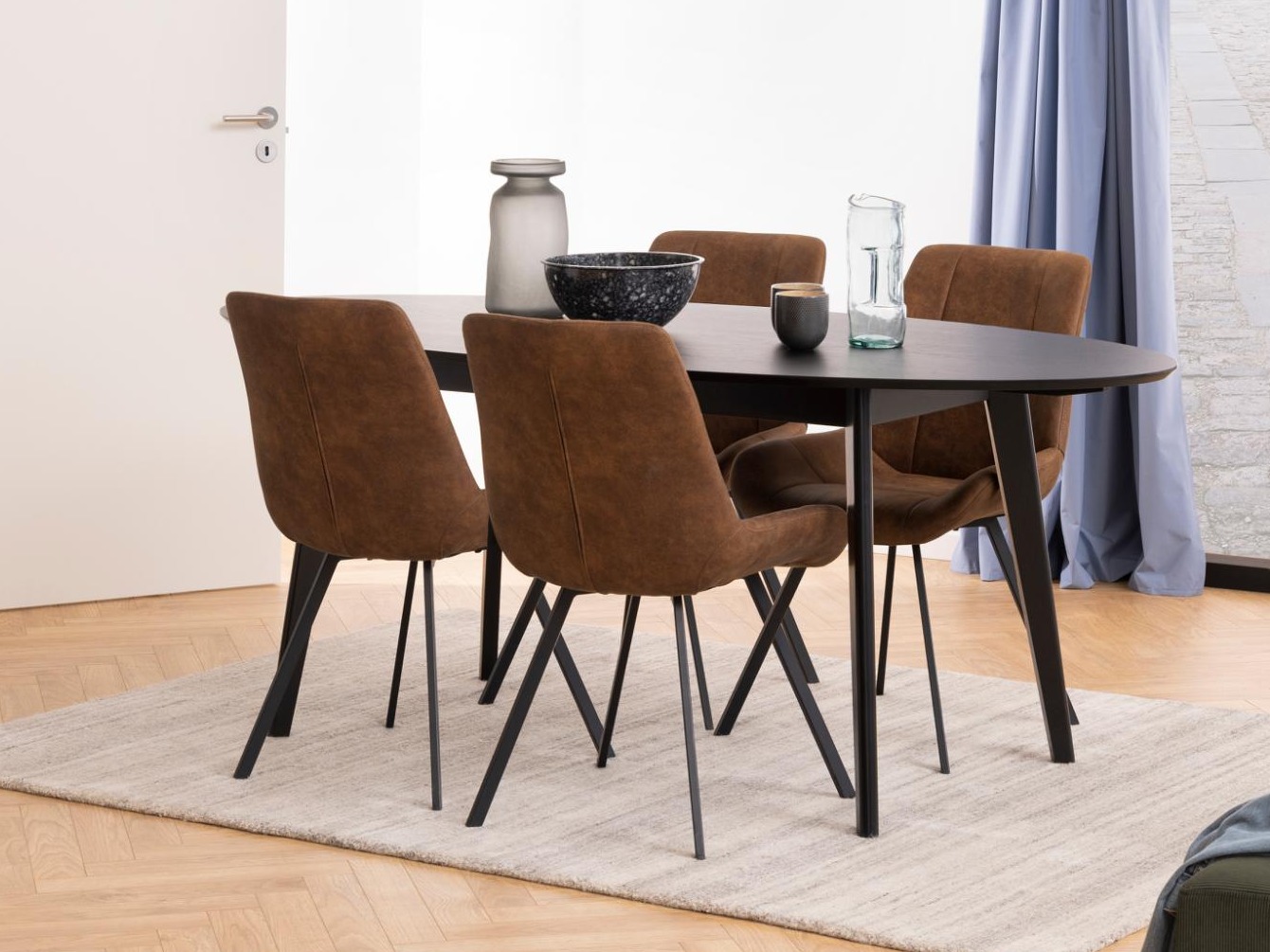 Stol Norsica 499 (Rjava + Črna)