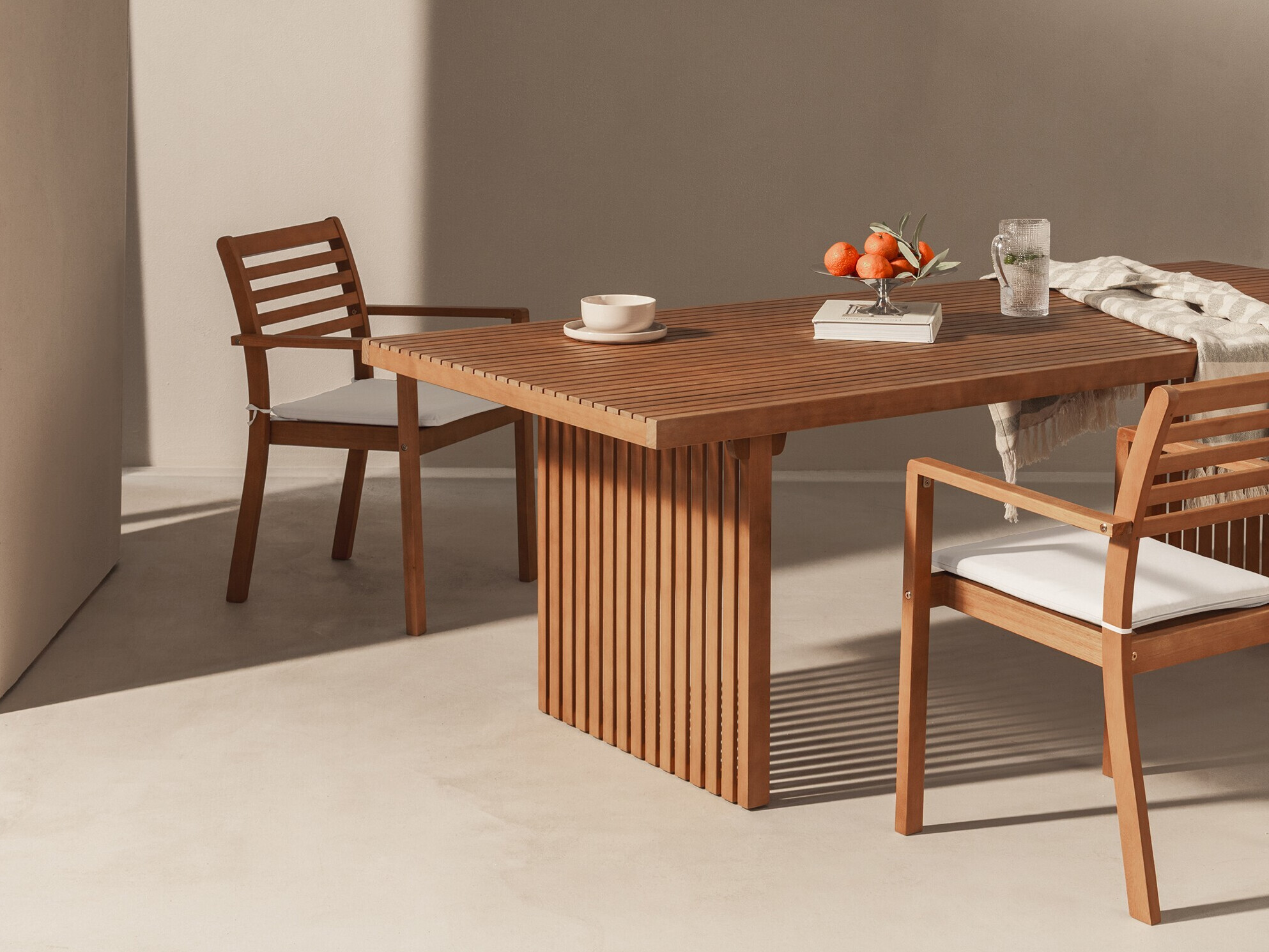 Komplet mize in stolov Burleson 689 (Bež)