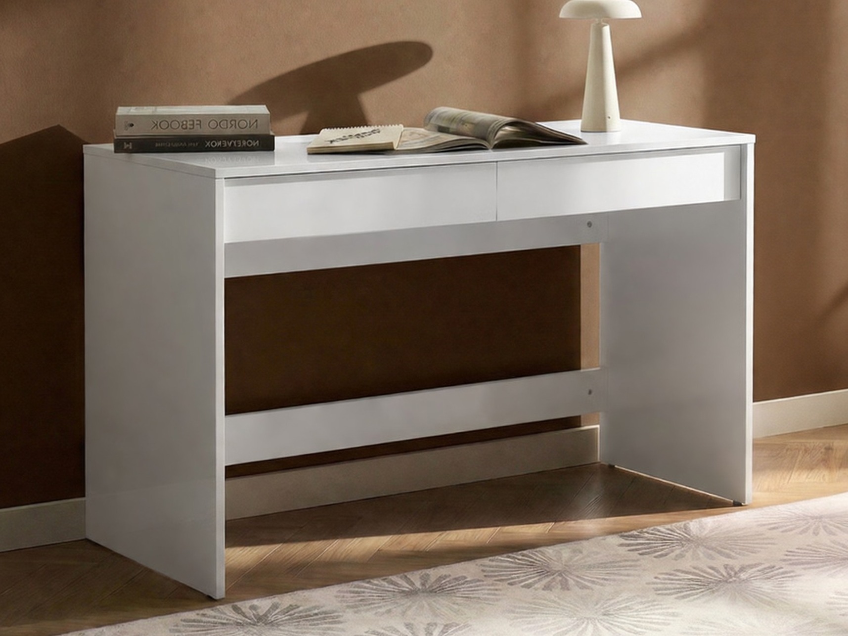 Pisalna miza Berwyn 3297 (Bela)