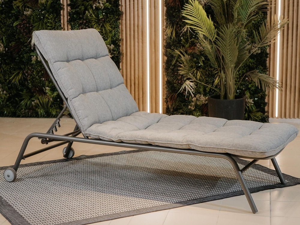 Vrtni ležalnik Mandeville 360