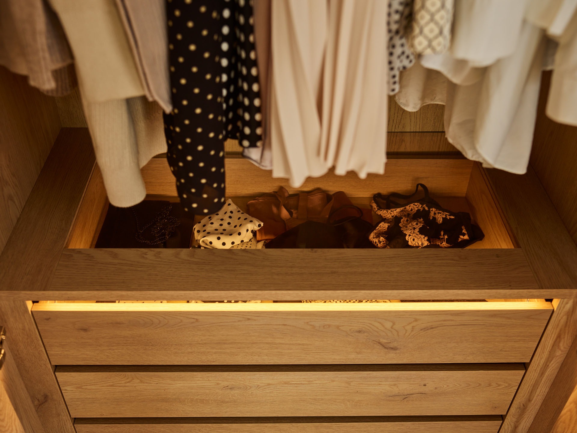 Garderobna omara Ruvcamu 113